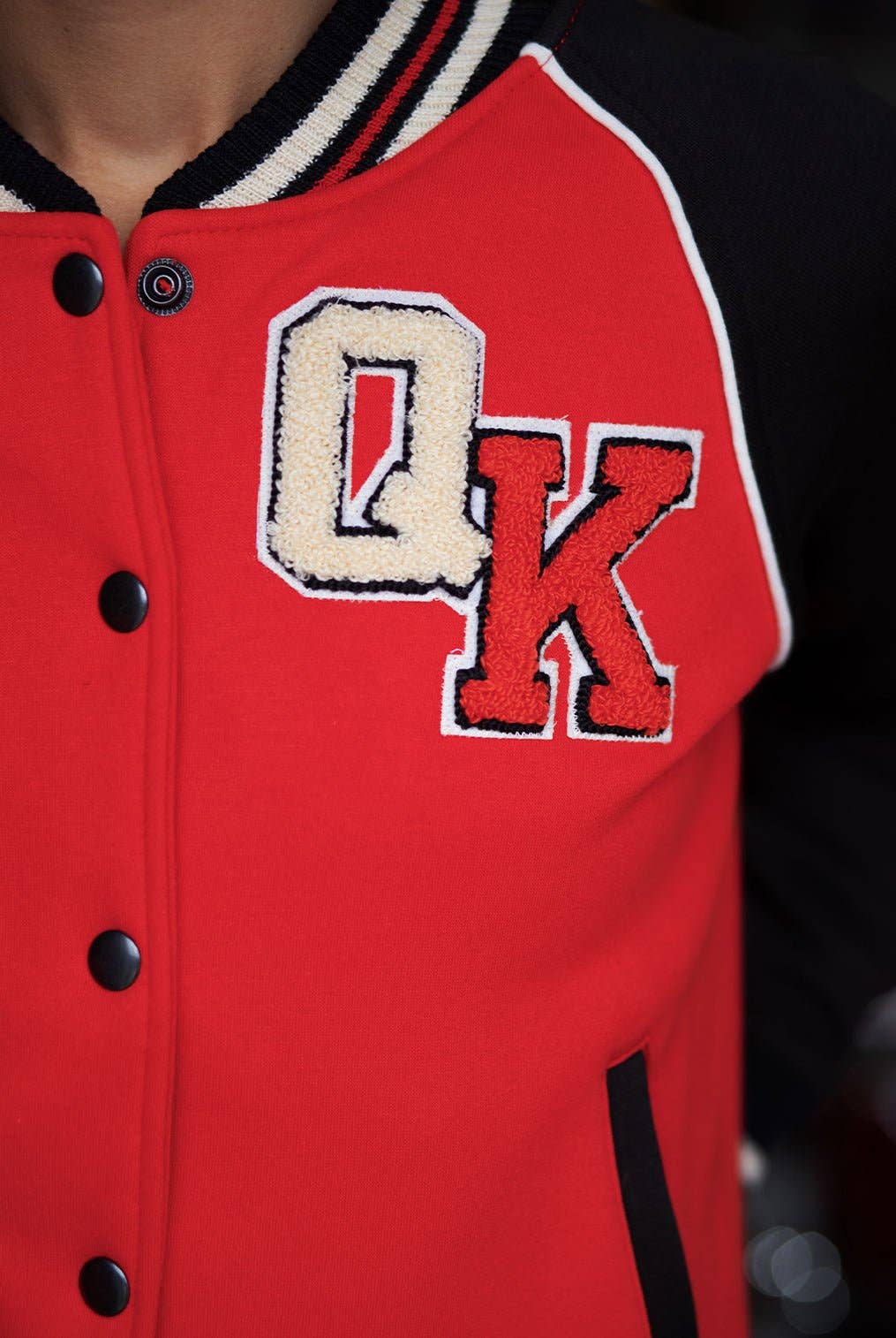 Queen Kerosin «Wild Rebel» Katzenmotiv Ride or Die Oldschool Retro Collegejacke - Rot