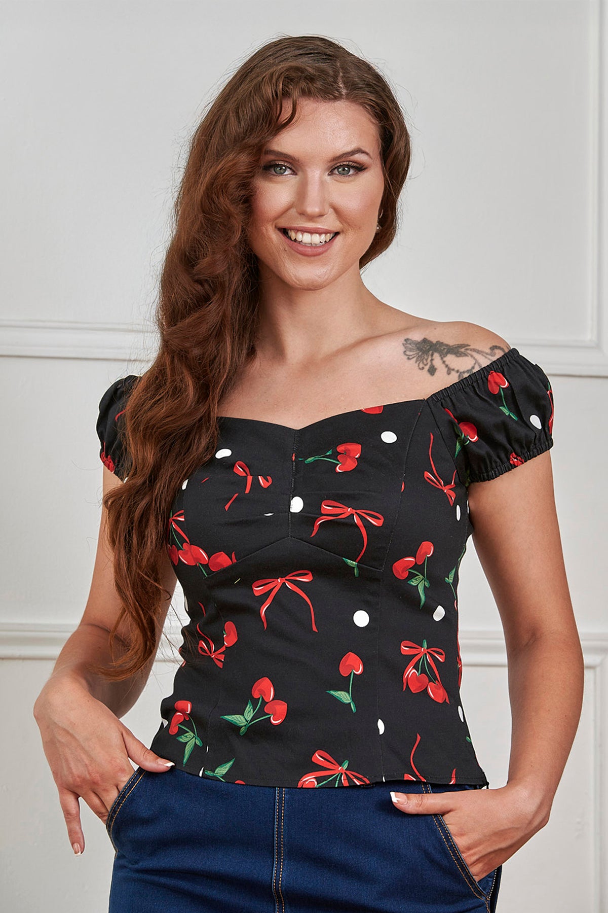 Banned «Cherries and Bows» Vintage 50s Kirschen Punkte Sweetheart Bluse / Top - Schwarz