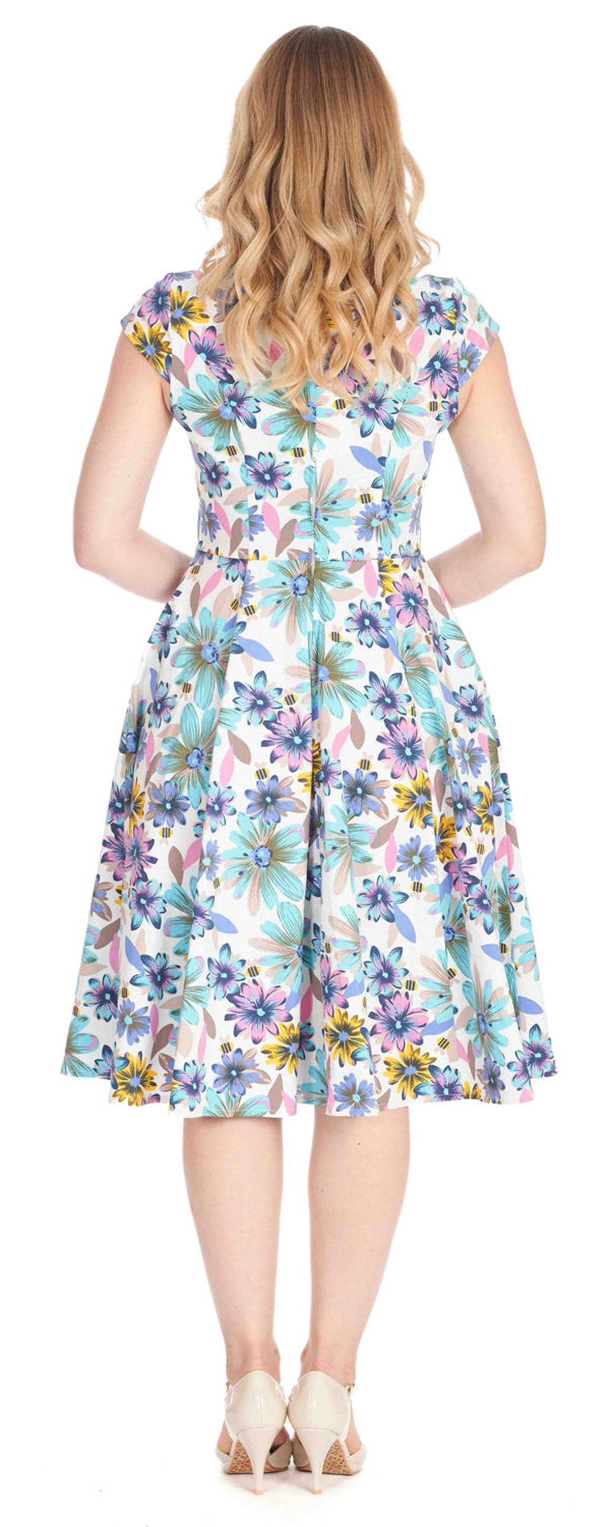 Banned_SUMMER_BEE_Floral_Blueten_Vintage_Cut-Out_Kurzarm_SWING_DRESS_Kleid-3