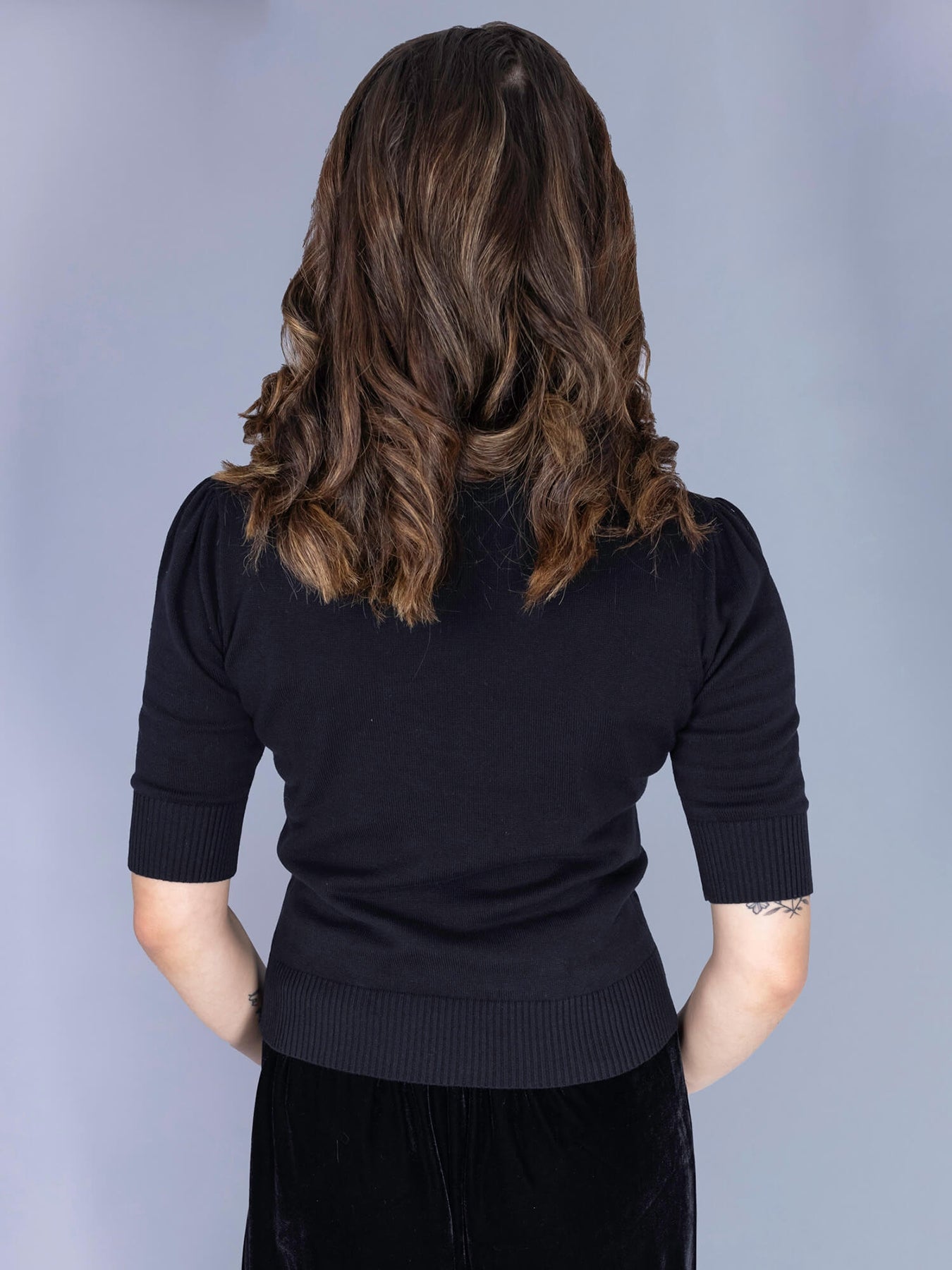 Collectif_CHRISSIE_Vintage_FLORAL_EMBROIDERY_Halbarm_KNITTED_TOP_Pullover_killer_kirsche_2