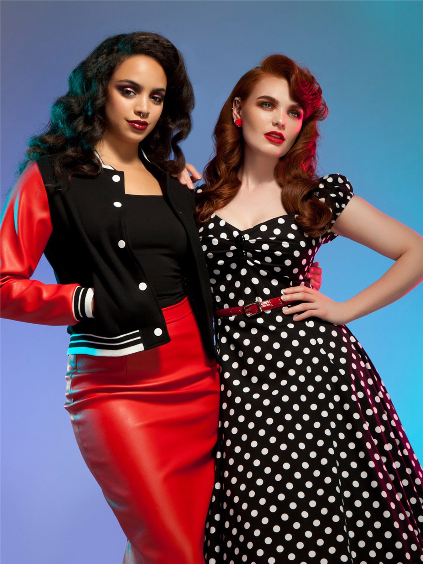 Collectif_DOLORES_Doll_50s_Punkte_Vintage_POLKA_DOTS_Swing_Dress_Kleid_-_Schwarz_killer_kirsche_4q0pTGGkPMtzVe