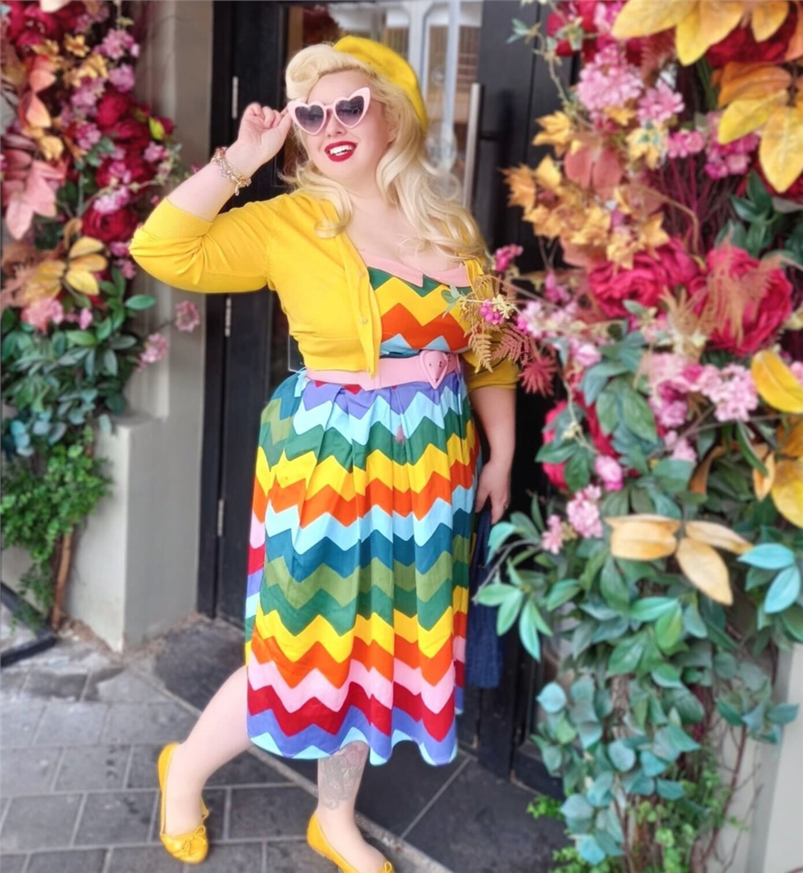 Collectif_DOROTHY_Vintage_Rainbow_Chevron_50s_Traeger_SWING_DRESS_Kleid__killer_kirsche_7V7XC3K9A4Is1C