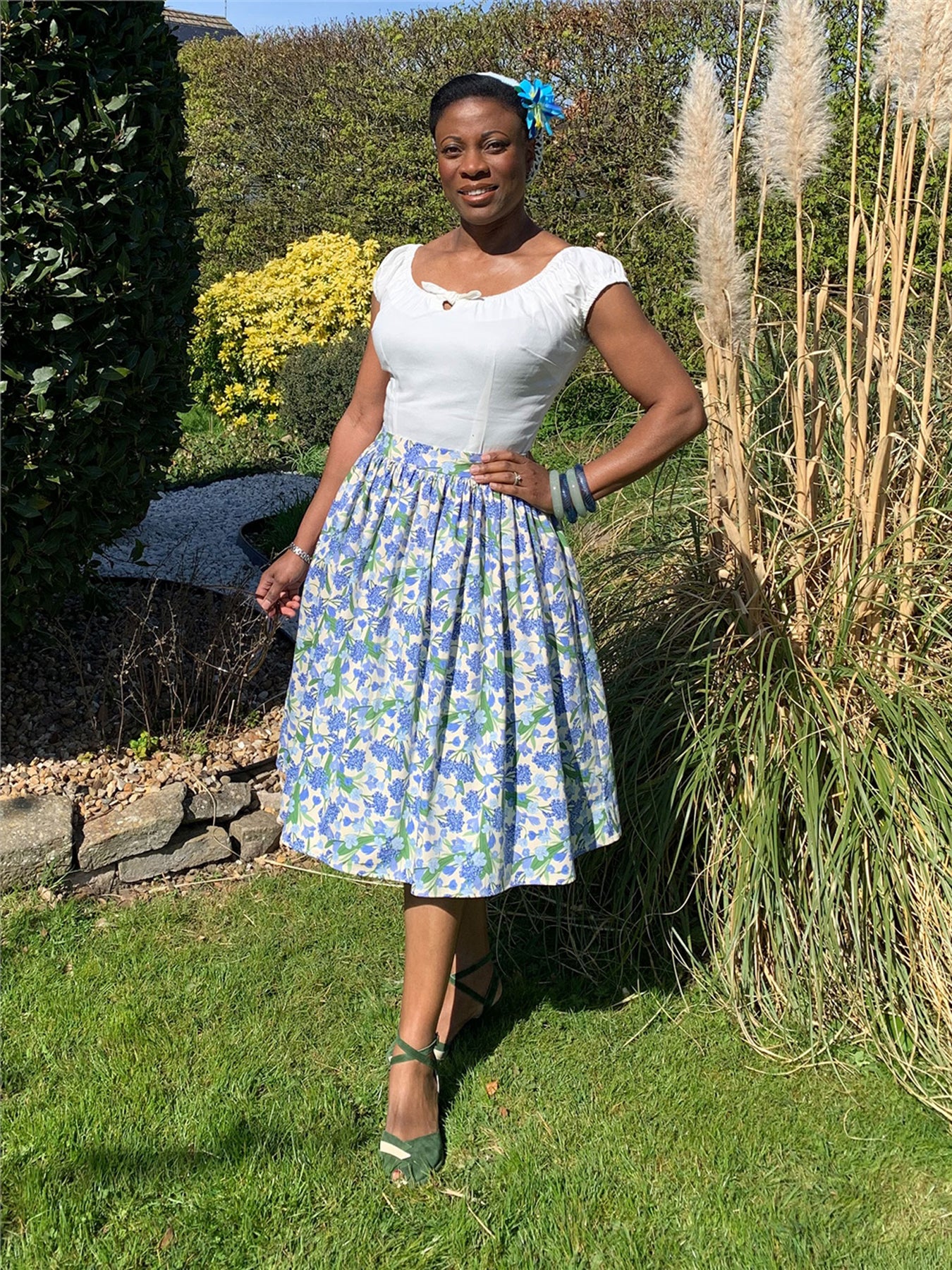 Collectif_JASMINE_Dreamy_Floral_Blumen_50s_SWING_SKIRT_A-Linie_Rock_killer_kirsche_2