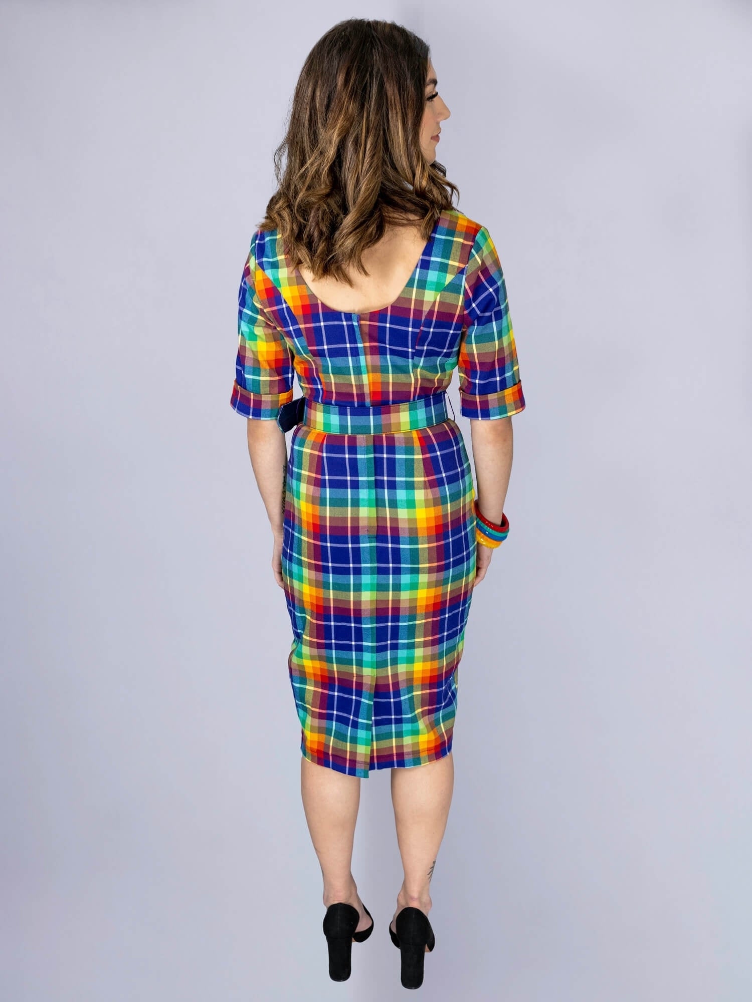 Collectif_JUNE_Rainbow_Check_TARTAN_Karo_Halbarm_PENCIL_DRESS_Bleistiftkleid_killer_kirsche