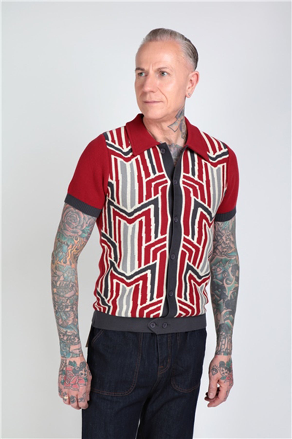 Collectif_LUCA_GEO_DECO_Vintage_KNITTED_50s_Kurzarm_CARDIGAN_Strickjacke_-_Rot_killer_kirsche_3