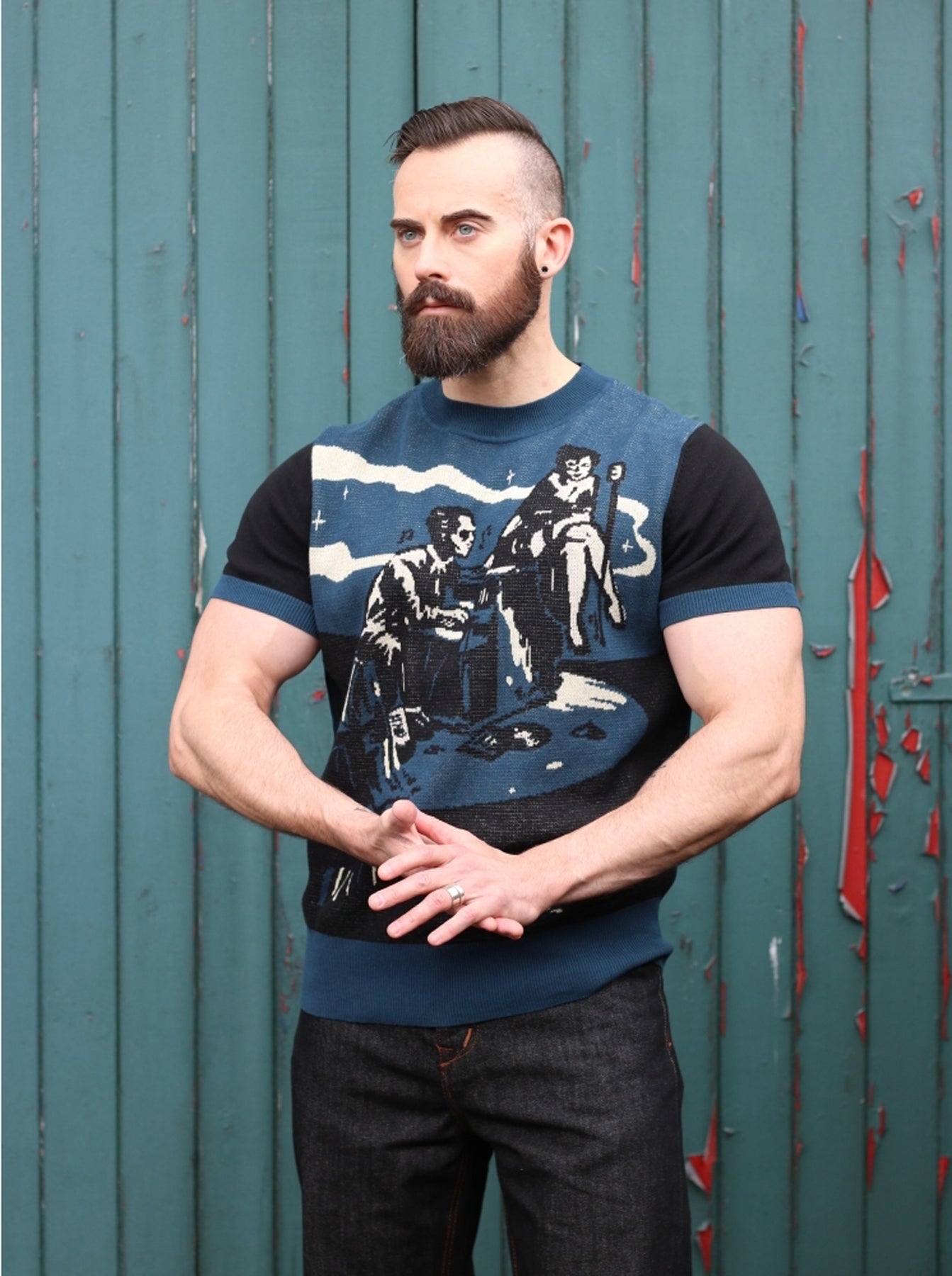 Collectif_SCOTT_BLUES_NIGHT_Vintage_KNITTED_Rundhals_MOTIV_50s_Kurzarm_SHIRT_killer_kirsche_2