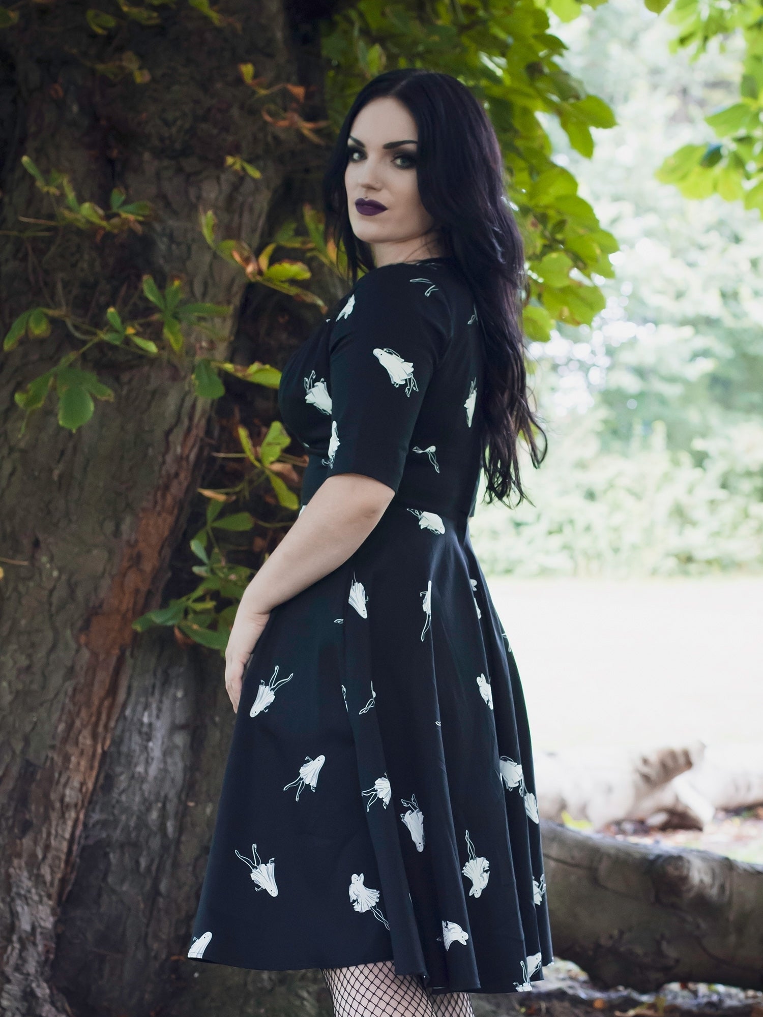 Collectif_TRIXIE_PINUP_GHOULS_Vintage_GEISTER_50s_V-NECK_SWING_DRESS_Kleid_killer_kirsche_3sPAFycdjWSW63