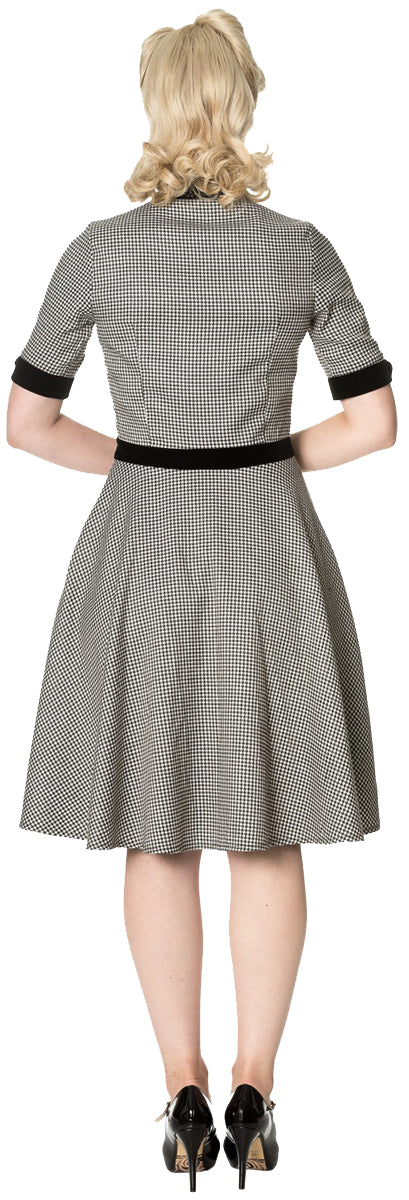 Dancing_Days_SWEPT_OFF_HER_FEET_Dogtooth_Swing_Dress_KLEID-4