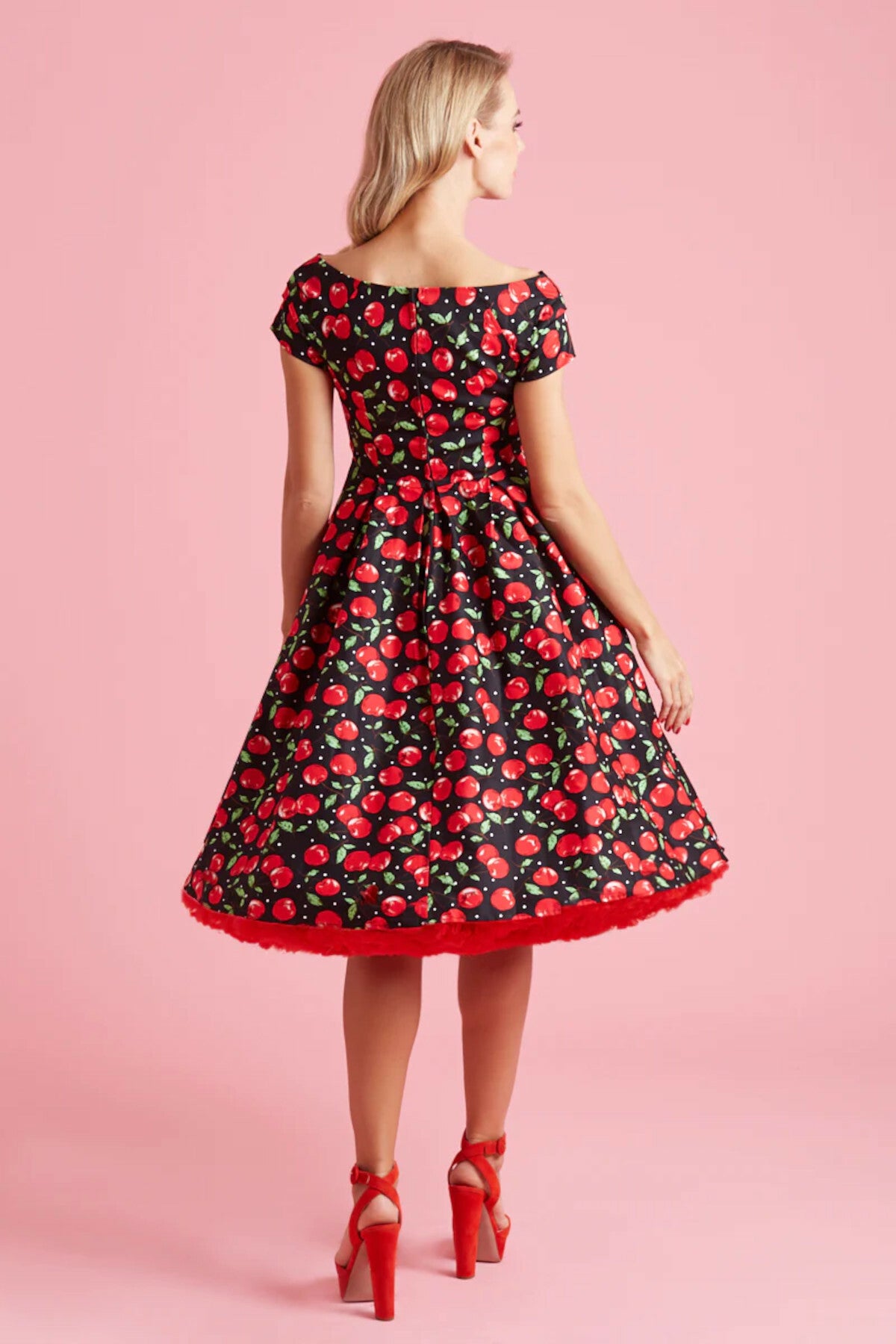 Dolly_and_Dotty_LILY_50s_CHERRY_Kirschen_Pleated_V-Neck_SWING_DRESS_Kleid__killer_kirsche_4MWuBE4rxSfox1