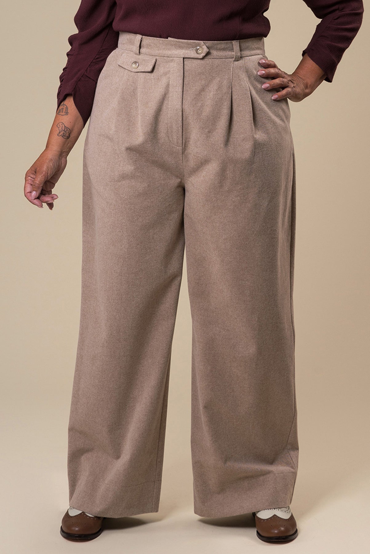 Emmy_BUSINESS_AS_USUAL_Vintage_HIGH_WAIST_Plain_MARLENE_HOSE_Trousers_-_Beige_Killer_Kirsche-1