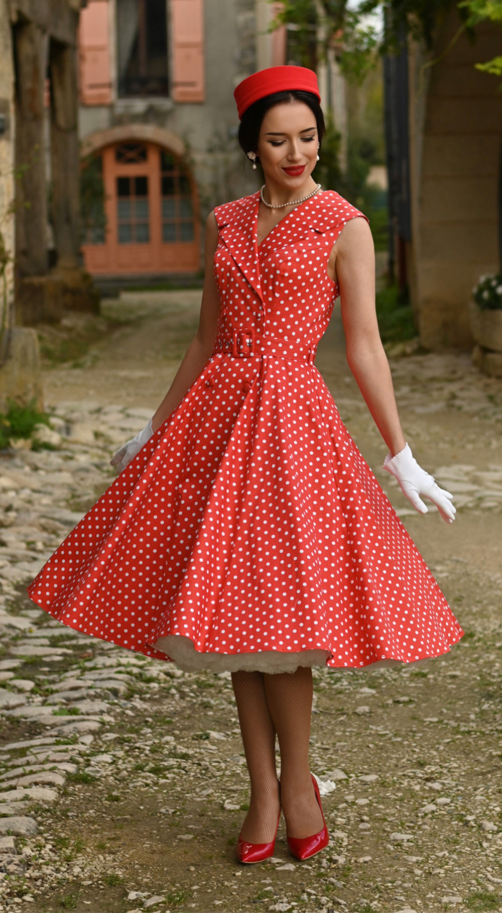 Hearts_Roses_HANNAH_POLKA_DOT_Vintage_Punkte_Rockabilly_Lapel_Collar_SWING_DRESS_Kleid_-_Kirschrot-2
