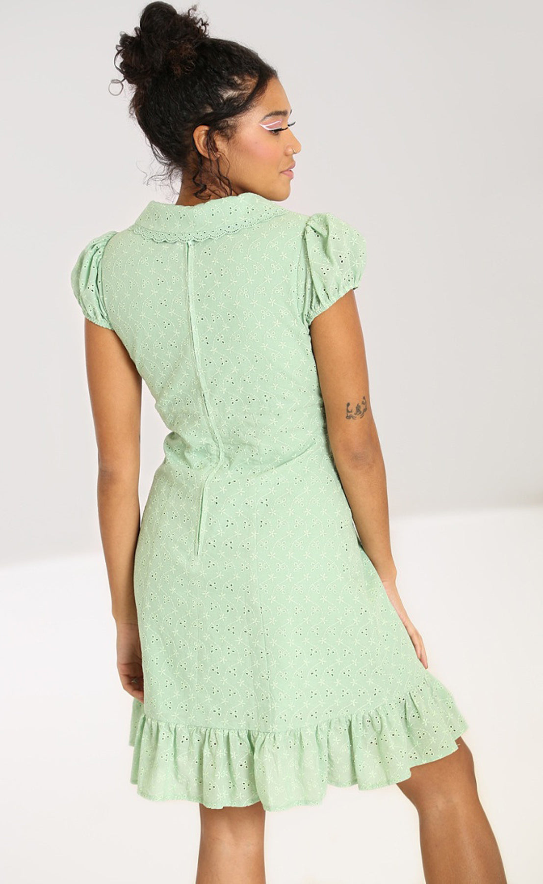 Hell_Bunny_CELIA_Lochmuster_Kurzarm_Mini_Vintage_DRESS_Kleid_Mint_killer_kirsche_2KoQJ0u5Ewm8qd