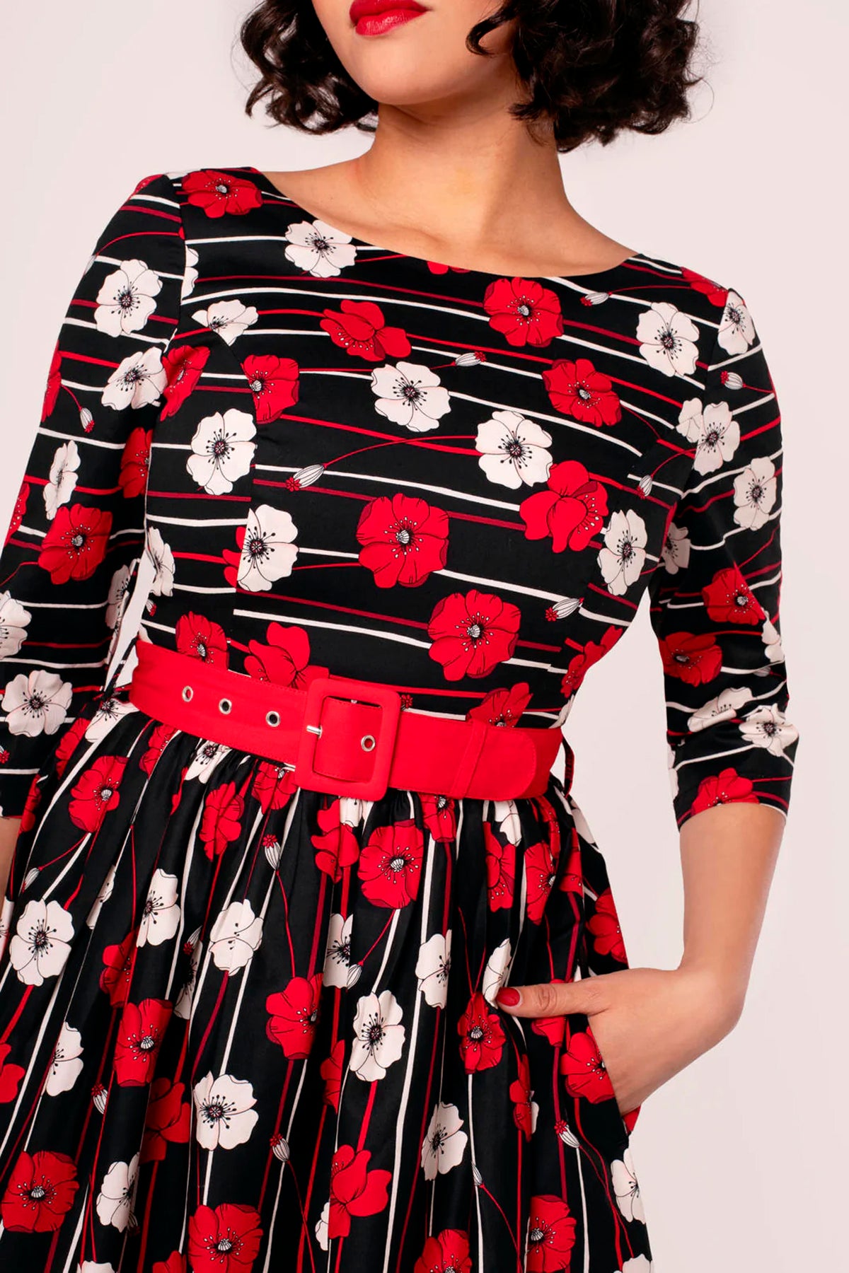 Hell_Bunny_POPPY_STRIPED_50s_34_Arm_Vintage_Mohnblumen_V-Back_SWING_DRESS_Kleid-2