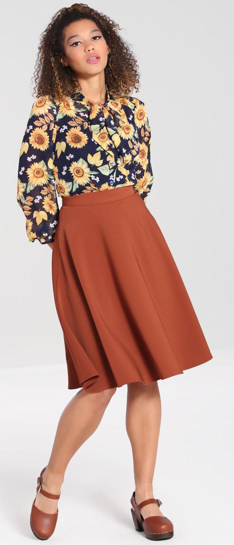 Hell_Bunny_RAVENWOOD_BUTTON_Vintage_PLAIN_High_Waist_SWING_SKIRT_Tellerrock_killer_kirsche_4
