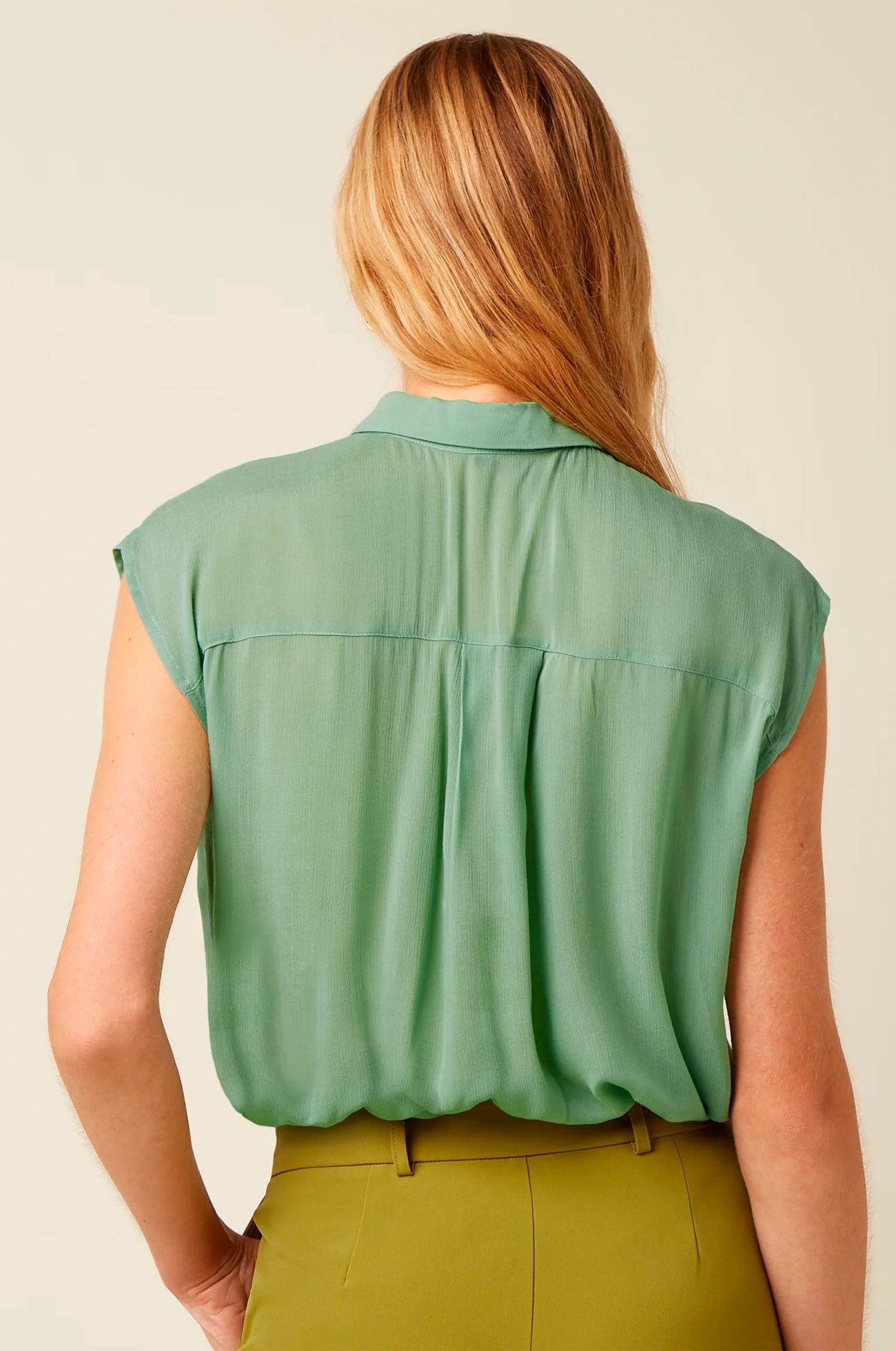 King_Louie_AMY_PLAIN_CAPO_Vintage_Bubikragen_Retro_BLUSE_Oberteil_-_Minty_Meadow-3