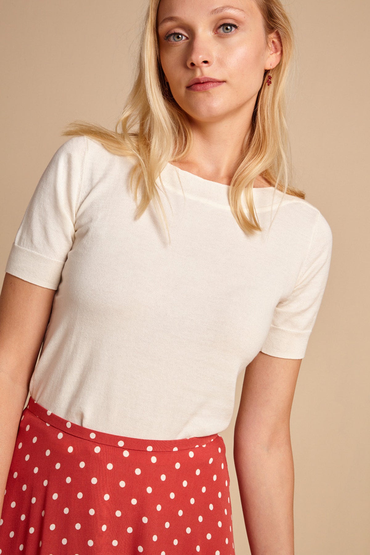 King_Louie_AUDREY__Vintage_Organic_Cottonclub_Kurzarm_STRICK_SHIRT_Oberteil_-_Creme_killer_kirsche_19suTOcaJbLqzl