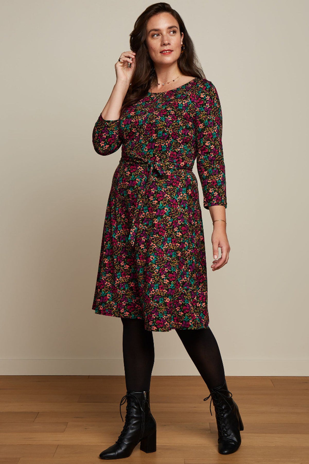 King_Louie_BETTY_LA_CONCHA_Vintage_FLOWERS_Retro_A-LINIE_DRESS_Kleid_killer_kirsche_2