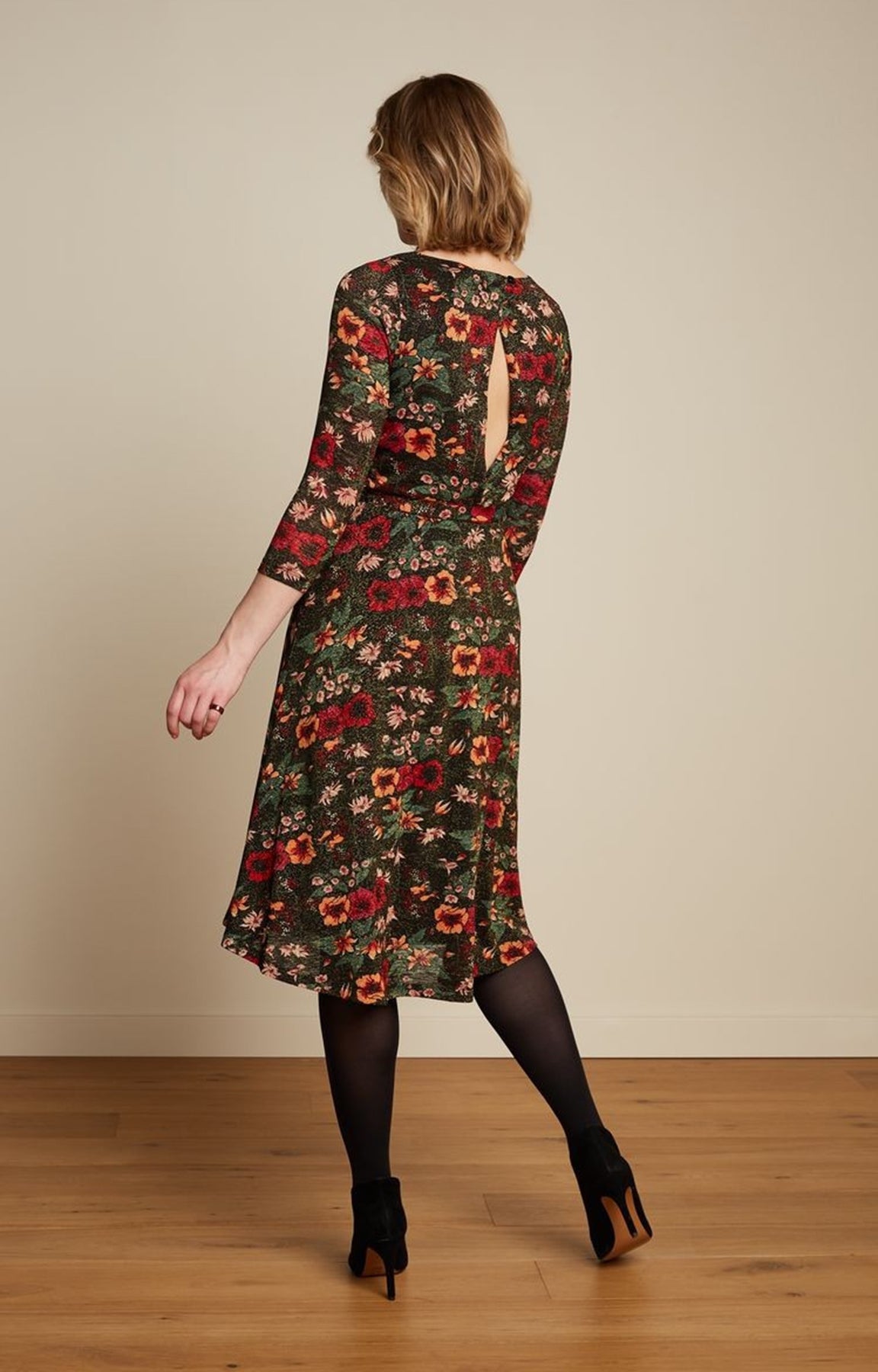 King_Louie_BETTY_SWANSON_Vintage_FLOWERS_Glitzer_A-LINIE_PARTY_DRESS_Kleid_Killer_Kirsche-4Hp9uxqHKYLrvy