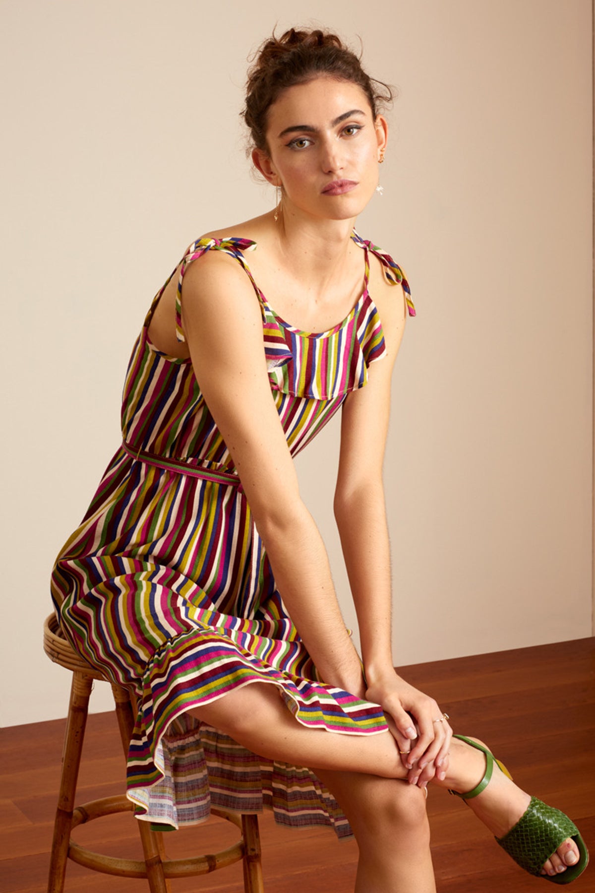 King_Louie_CAMILLA_Clara_Stripe_STREIFEN_Traeger_Volant_A-LINIE_DRESS_Sommer_Kleid_Killer_Kirsche-2