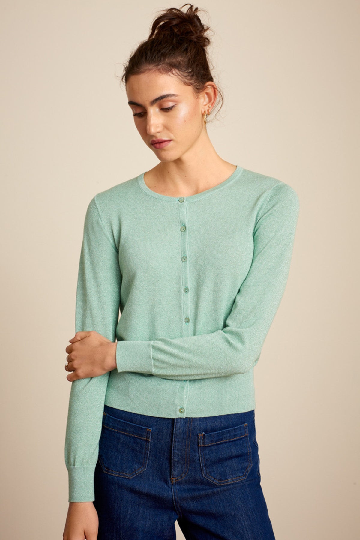 King_Louie_CARDI_ORGANIC_Retro_Rundhals_Langarm_CARDIGAN_Strickjacke_-_Foam_Green_killer_kirsche_1