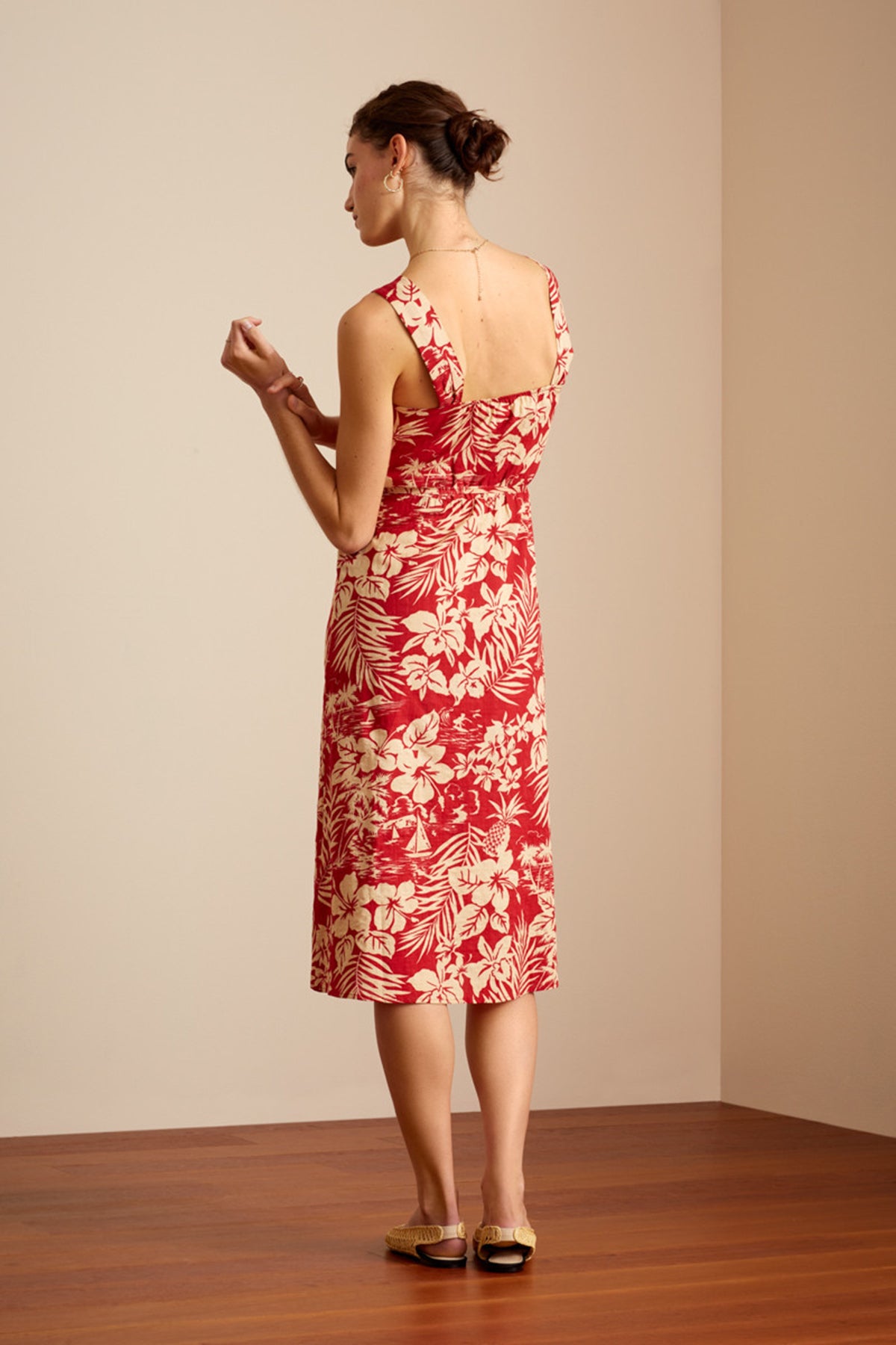King_Louie_CARINE_CARAMBOLA_Tropical_HIBISKUS_Traeger_A-LINIE_DRESS_Kleid_Killer_Kirsche-5Fwed47XeLTsQ8