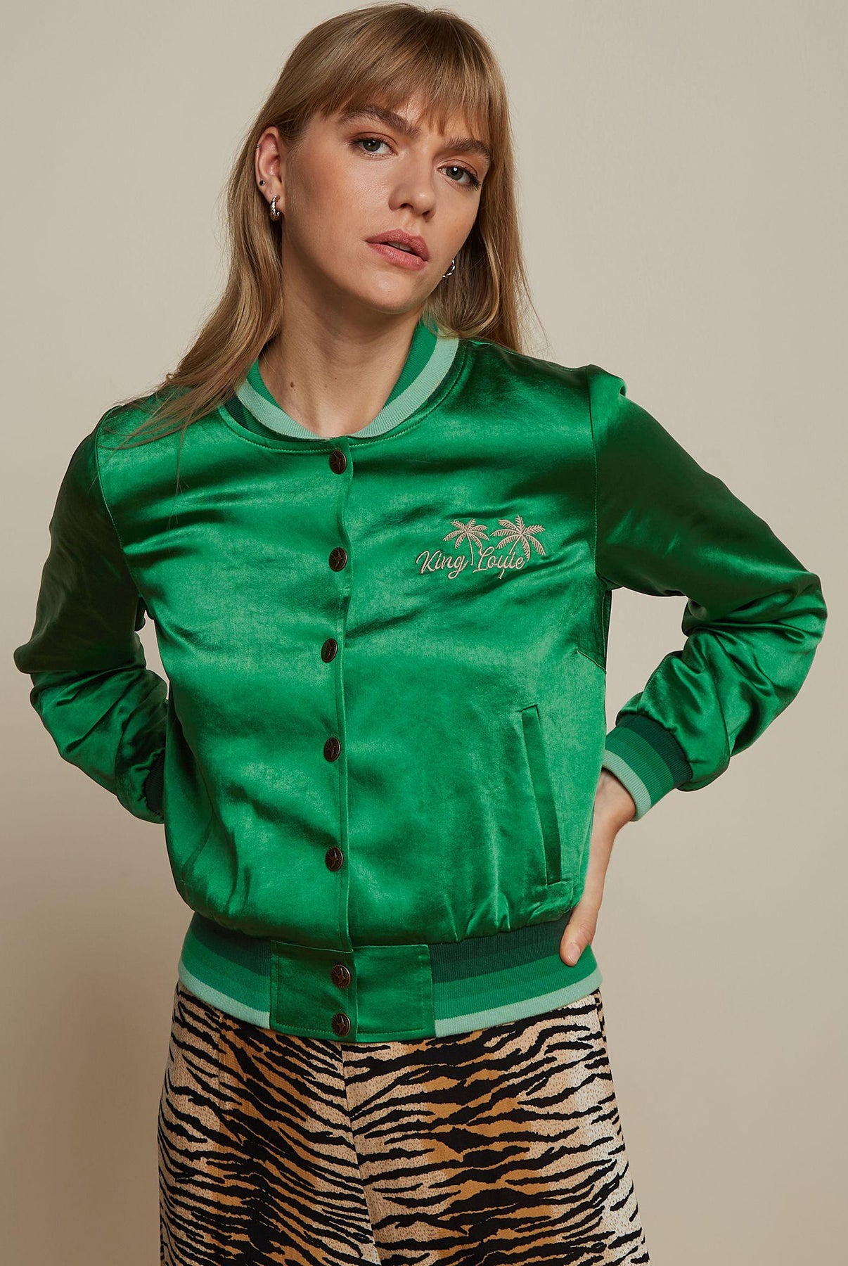 King_Louie_CLEO_FURTADO_Vintage_SATIN_Langarm_BASEBALL_JACKET_Jacke_killer_kirsche_1