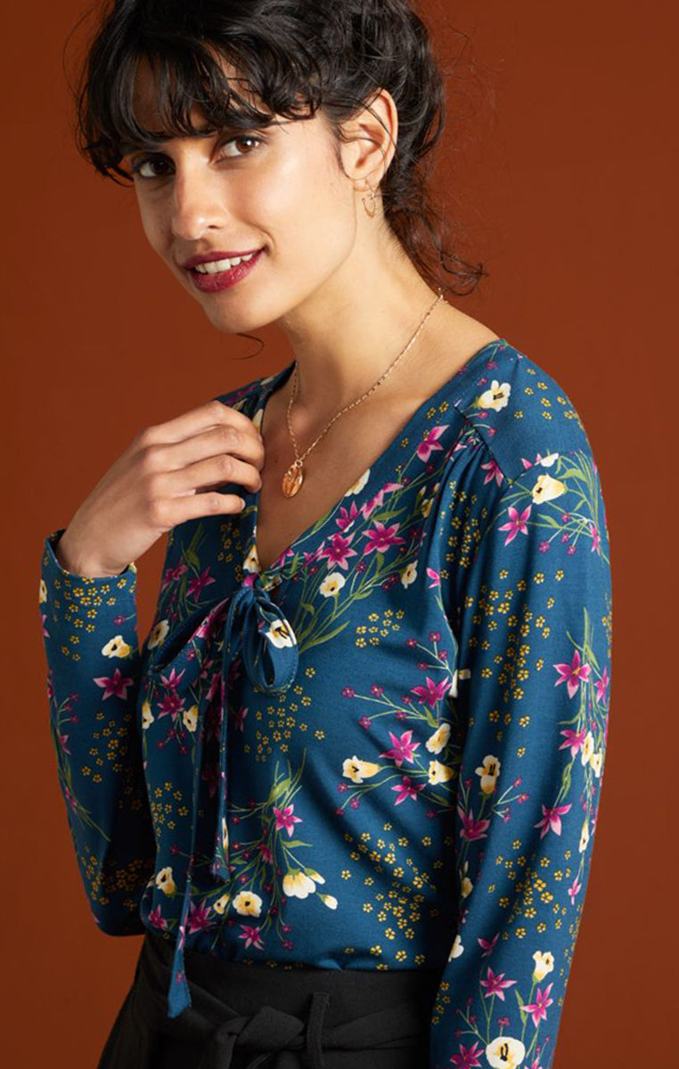 King_Louie_GOLDIE_Yuko_Vintage_BLUMEN_Floral_Langarm_SHIRT_Schluppenbluse-2