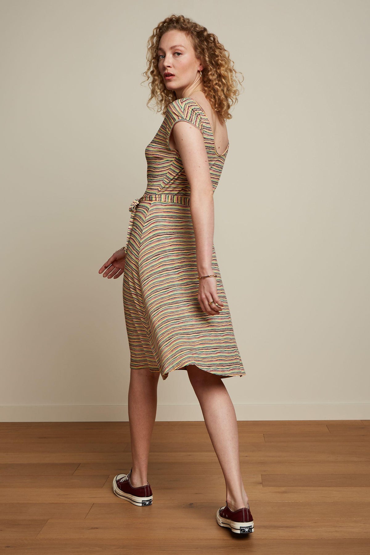 King_Louie_GRACE_TRINIDAD_Retro_STRIPED_Streifen_Jersey_Kurzarm_A-LINIE_KLEID_Dress_Killer_Kirsche-4e3aGJfDeLMLjE