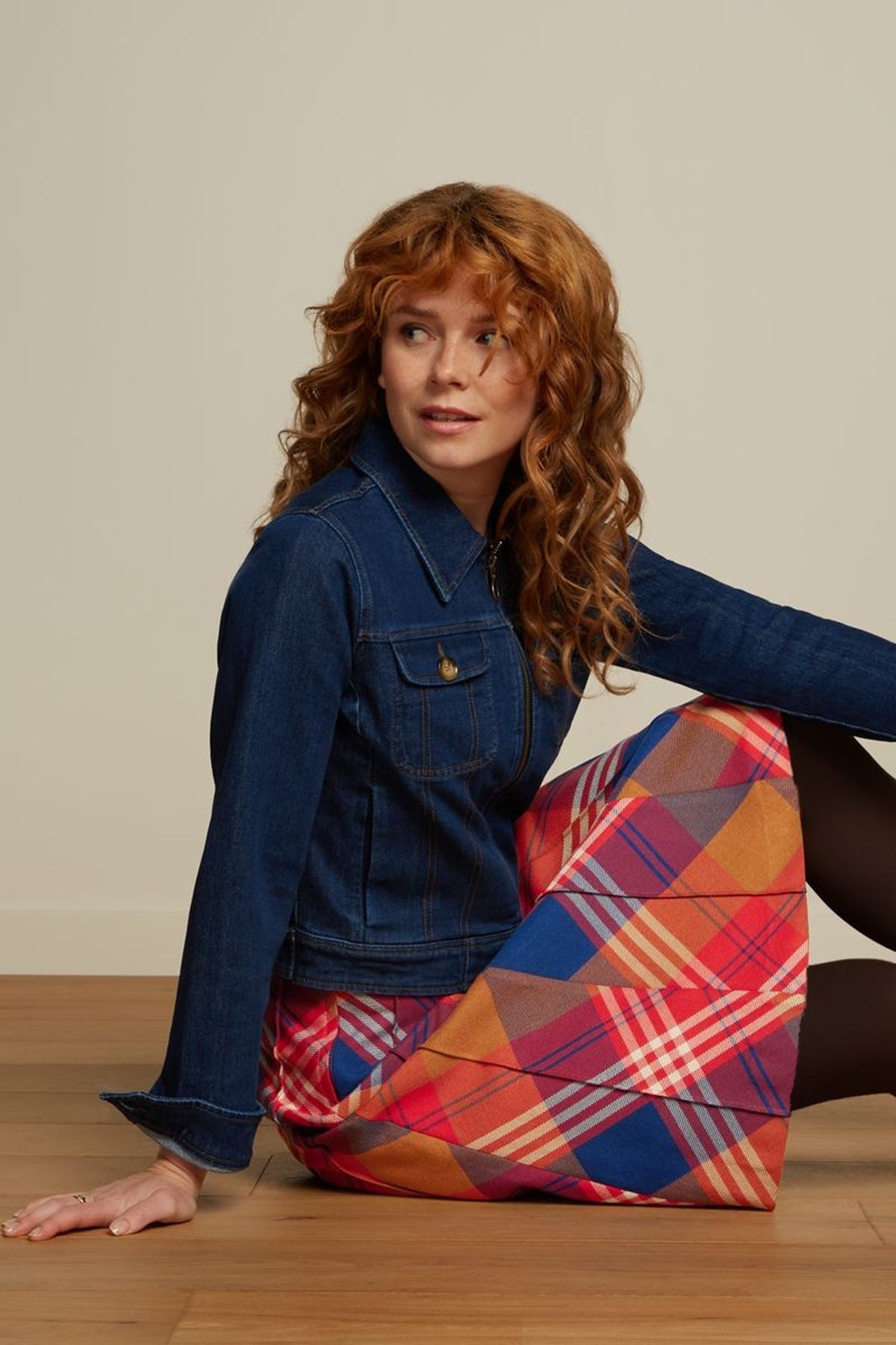 King_Louie_HARPER_JOLLA_CHECK_Vintage_TARTAN_Karo_A-Linie_FALTENROCK_Skirt_Killer_Kirsche-3