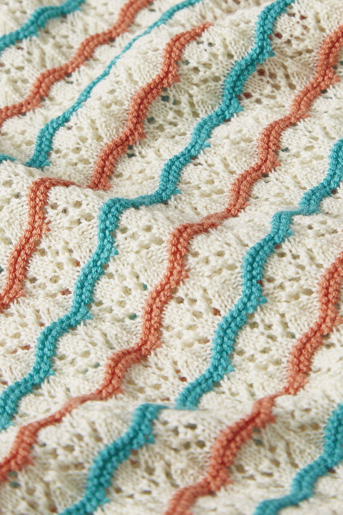 King_Louie_JUANA_FLORIO_Retro_Striped_LOCHMUSTER_Traeger_TOP_Camisole_Killer_Kirsche-4