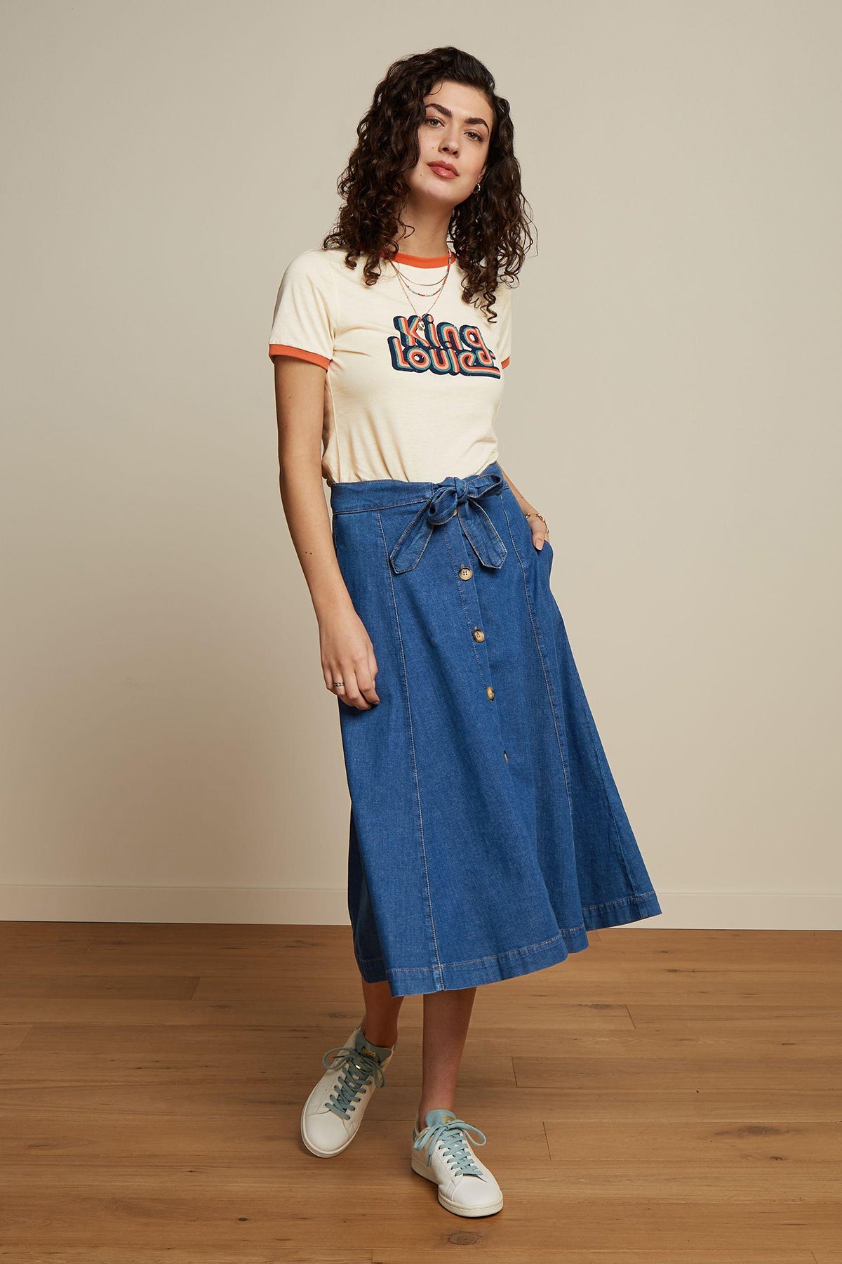 King_Louie_JUDY_CHAMBRAY_Retro_JEANS_Buttoned_50s_High_Waist_A-LINIE_ROCK_Skirt_Killer_Kirsche-3