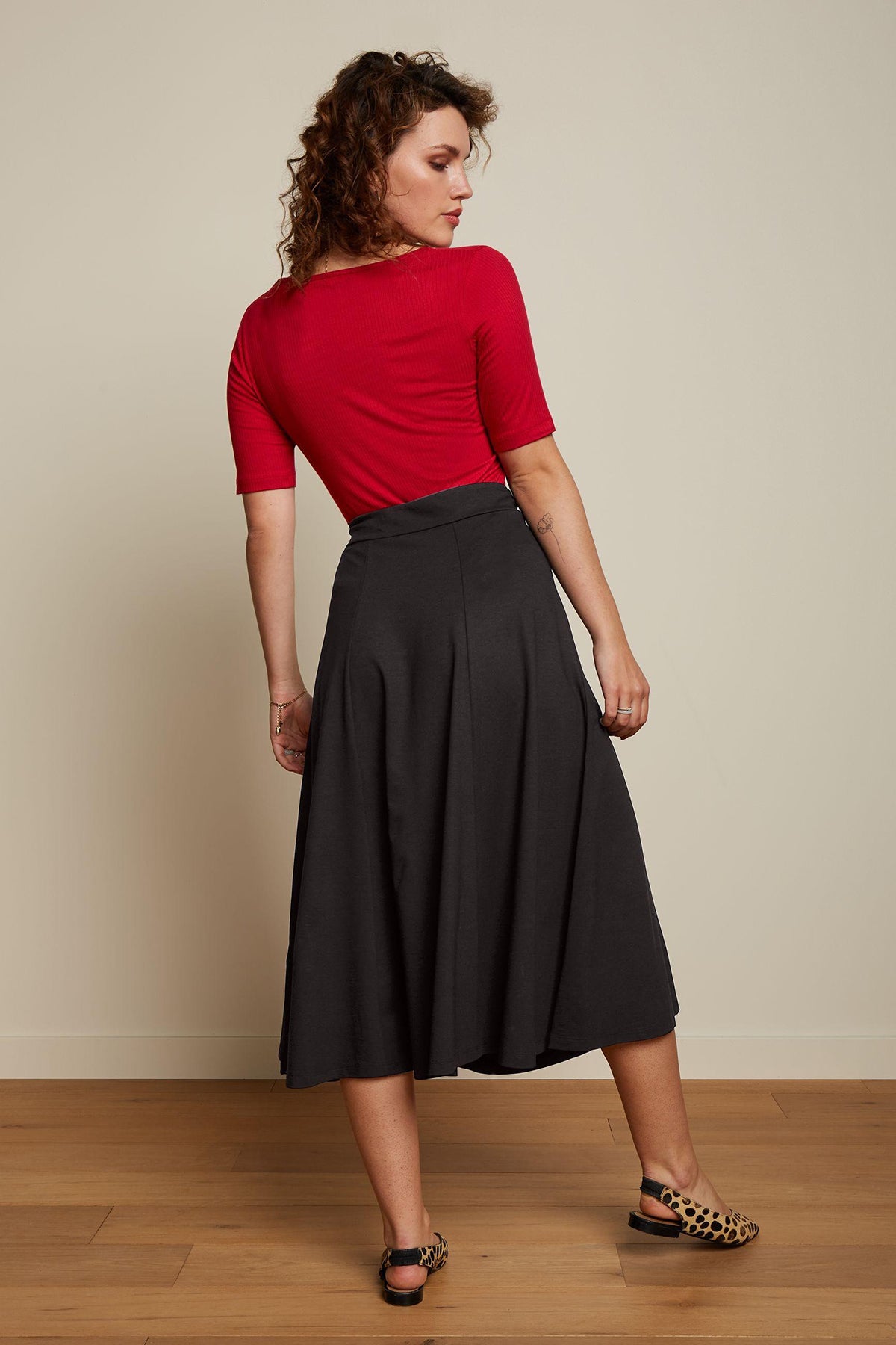 King_Louie_JUDY_CLASSIC_Tie_HIGH_WAIST_Swing_A-Linie_SKIRT_Rock_Schwarz_Killer_Kirsche-4