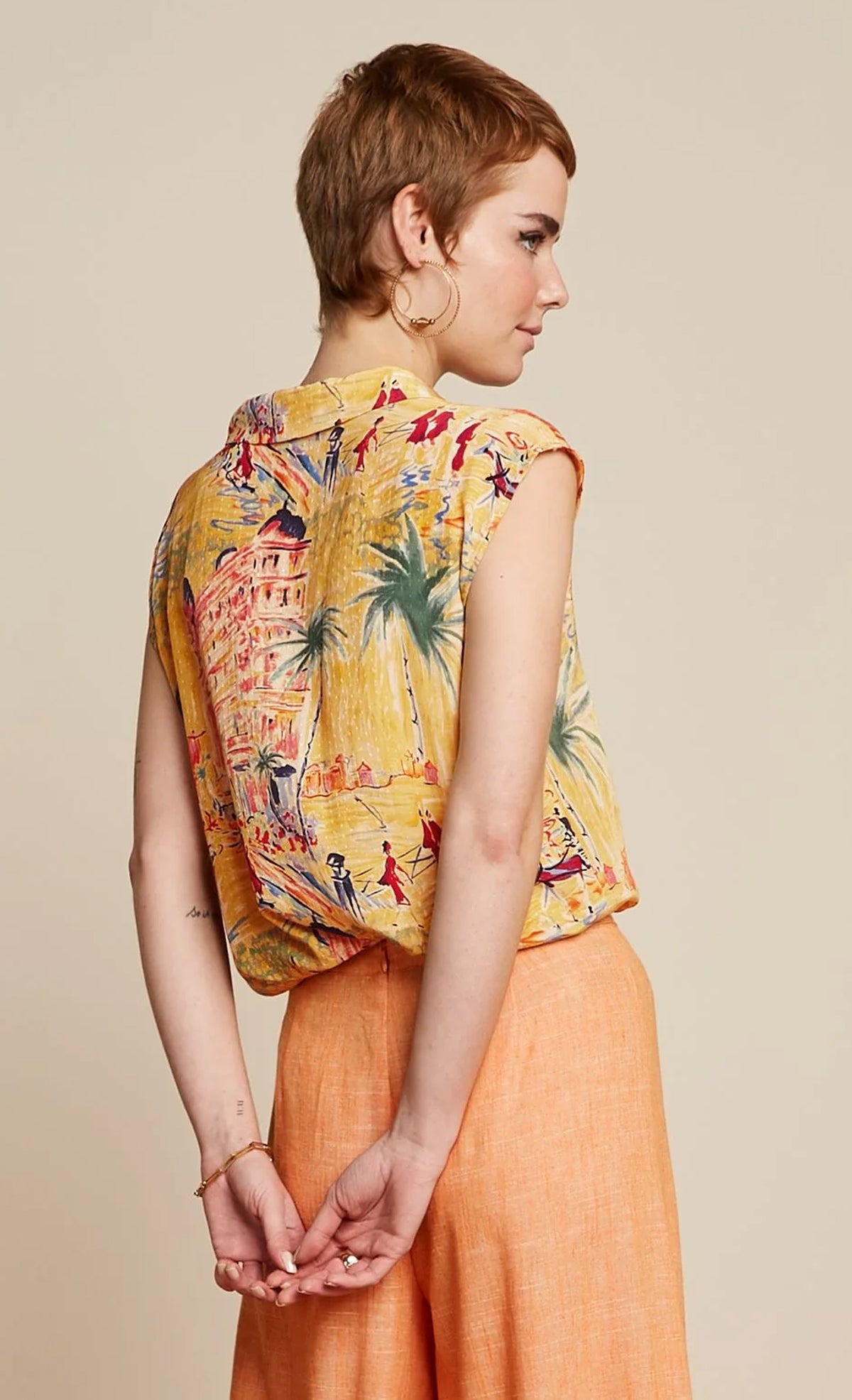 King_Louie_JULY_SERAFINI_Vintage_Artwork_Retro_V-Neck_BLOUSE_Bluse_-_Gelb-2