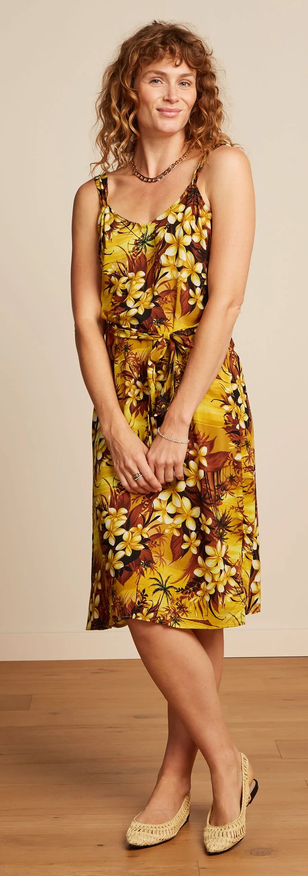 King_Louie_LENNY_EMERALD_Vintage_Tropical_Frangipani_Blueten_Traeger_A-Linie_KLEID_Dress-2RSHdGCEdrRsjO