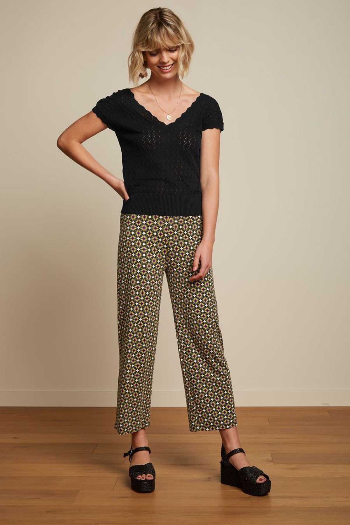 King_Louie_LILA_ROCKY_AJOUR_Feinstrick_LOCHMUSTER_Retro_PULLUNDER_Oberteil_Top_Killer_Kirsche-2CuakpYA4xwSw6