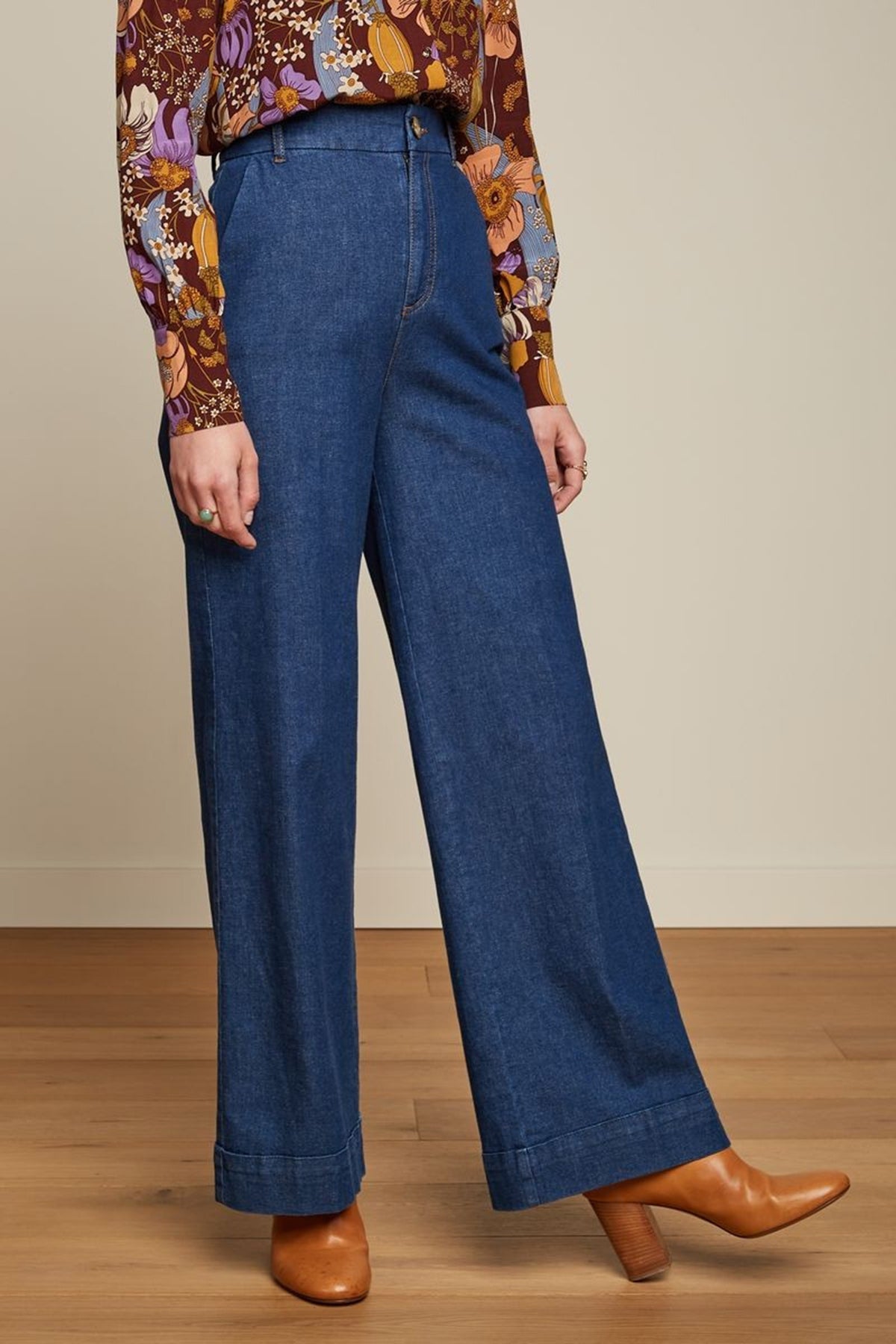 King_Louie_LISA_CHAMBRAY_Vintage_High_Waist_Wide_Leg_PANTS_Hose_-_Jeans_killer_kirscheOSaitTBDat0jE