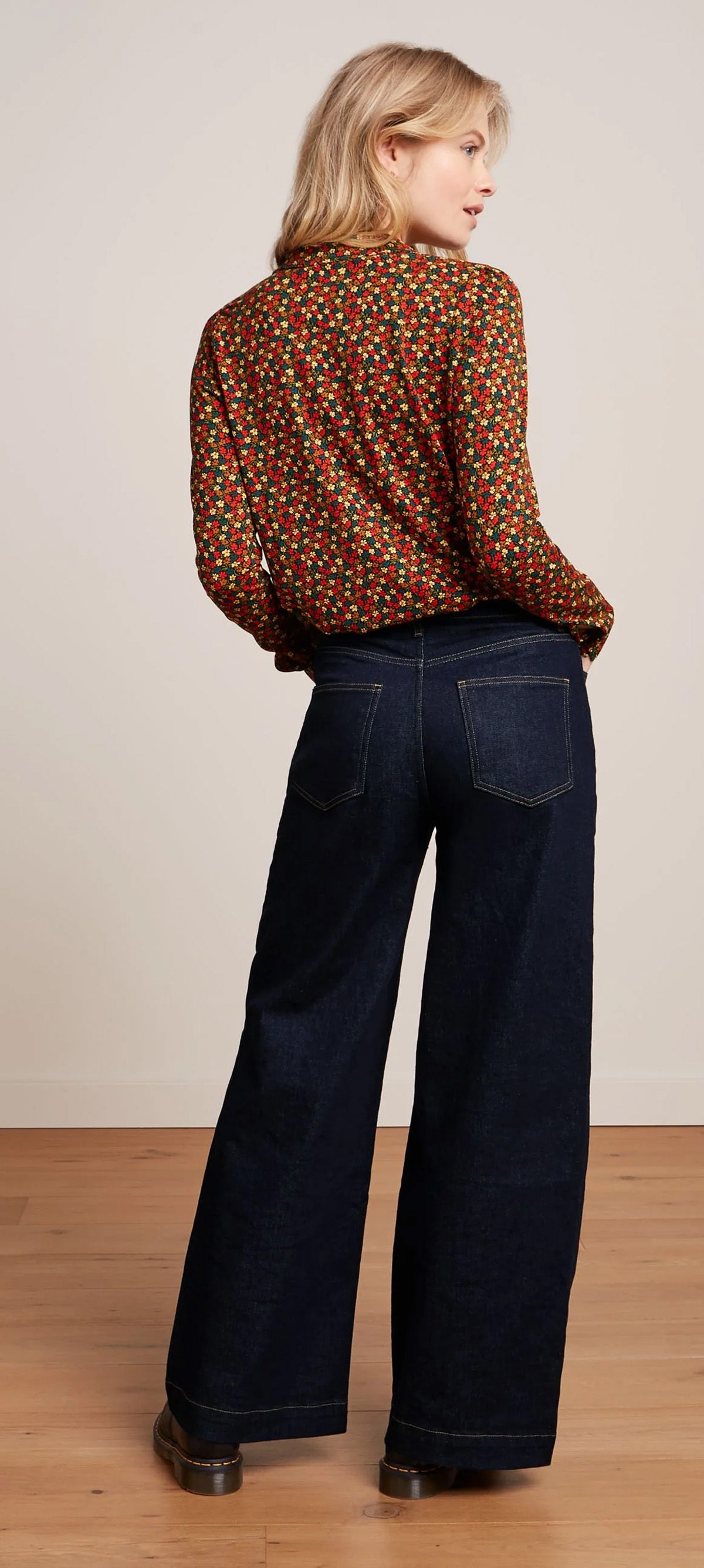 King_Louie_PATTY_FLAMINGA_Vintage_FLORAL_Blueten_V-Neck_Langarm_HEMDBLUSE_Oberteil-3