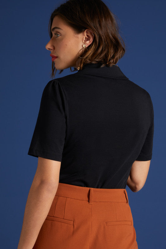 King_Louie_PATTY_Vintage_PLAIN_Kurzarm_V-NECK_Basic_Retro_BLUSE_Shirt_Schwarz_killer_kirsche_2AhlsCQZZFsQLM