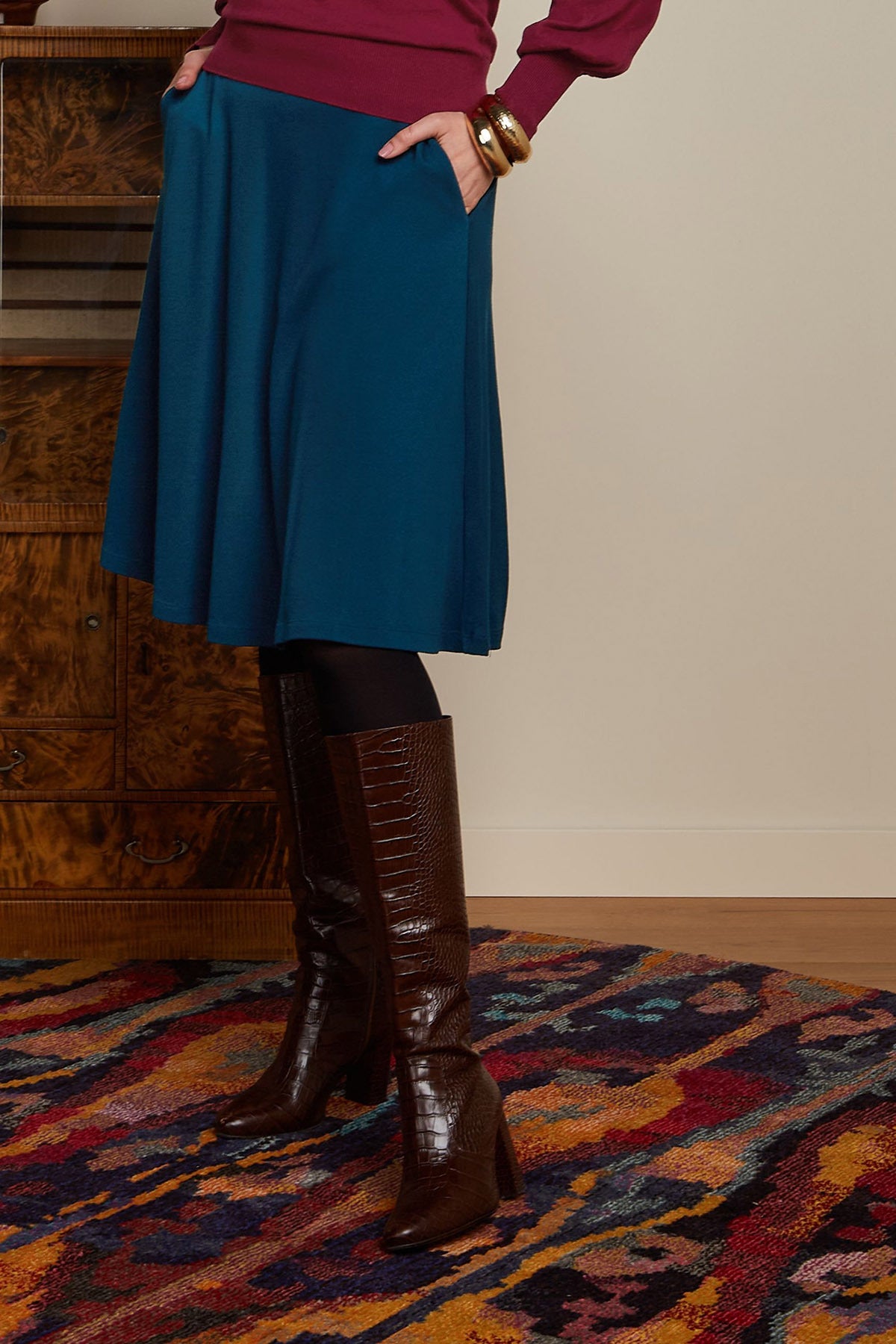 King_Louie_SERENA_MILANO_CREPE_Retro_PLAIN_High_Waist_SWING_SKIRT_Rock_Pond_Blue_Killer_Kirsche-2
