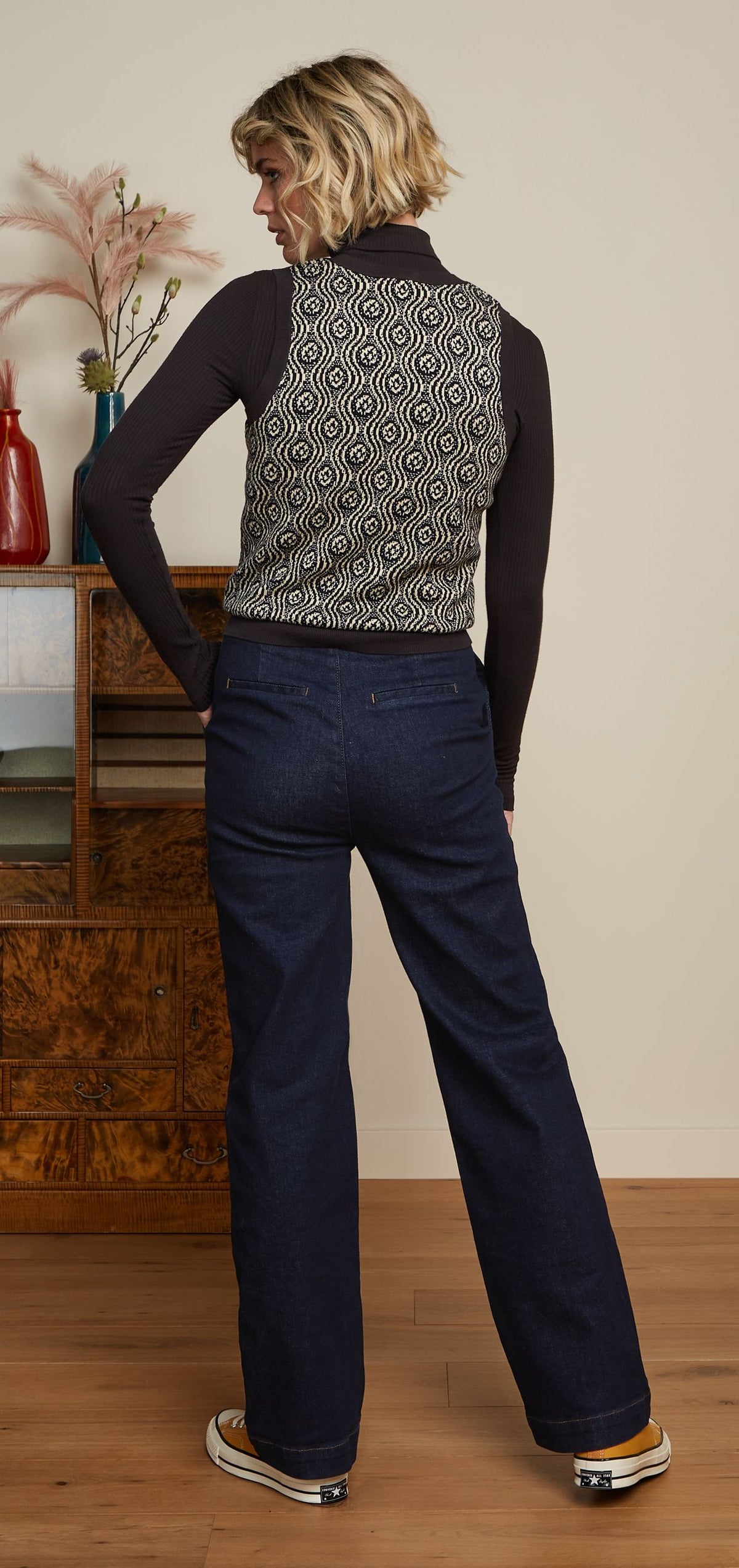 King_Louie_SPENCER_MAURICE_Feinstrick_Vest_GLITZER_Retro_PULLUNDER_Oberteil_Sweater-3