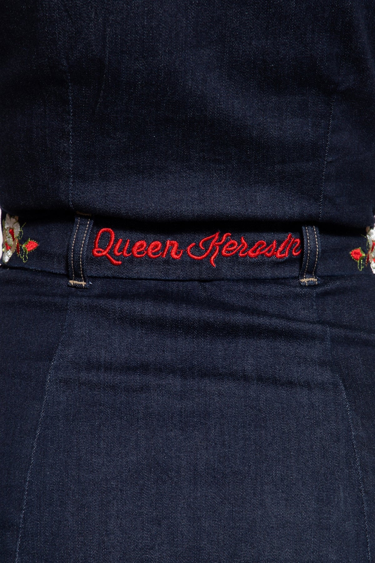 Queen_Kerosin_50s_FLORAL_EMBROIDERY_Kurzarm_DENIM_Jeans_SWING_DRESS_Hemdkleid_Killer_Kirsche-5