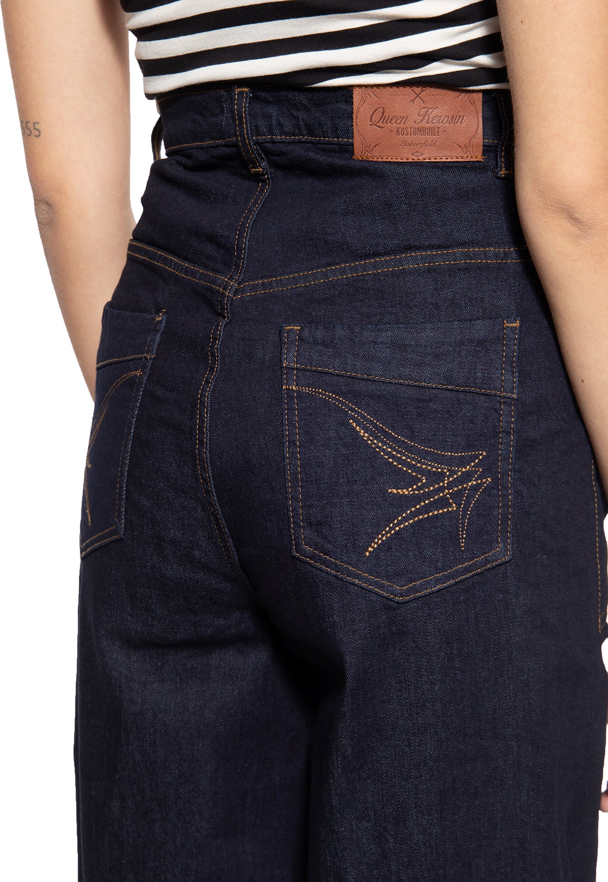 Queen_Kerosin_MARLENE_FIT_Vintage_DARK_DENIM_High_Waist_FLARED_JEANS_Hose_Killer_Kirsche-6w0nWGiMLczDqg