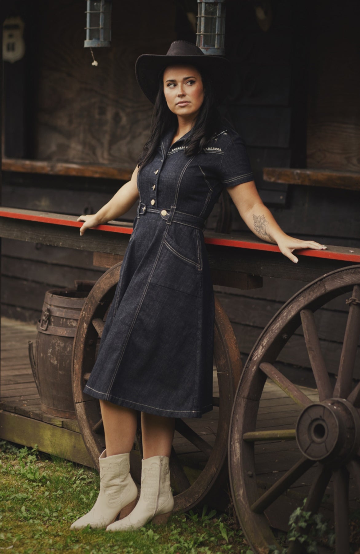 Queen_Kerosin_WESTERN_STICKEREI_Kurzarm_DENIM_Jeans_SWING_DRESS_Hemdkleid_Killer_Kirsche-3iWZUp9pkTPXnl