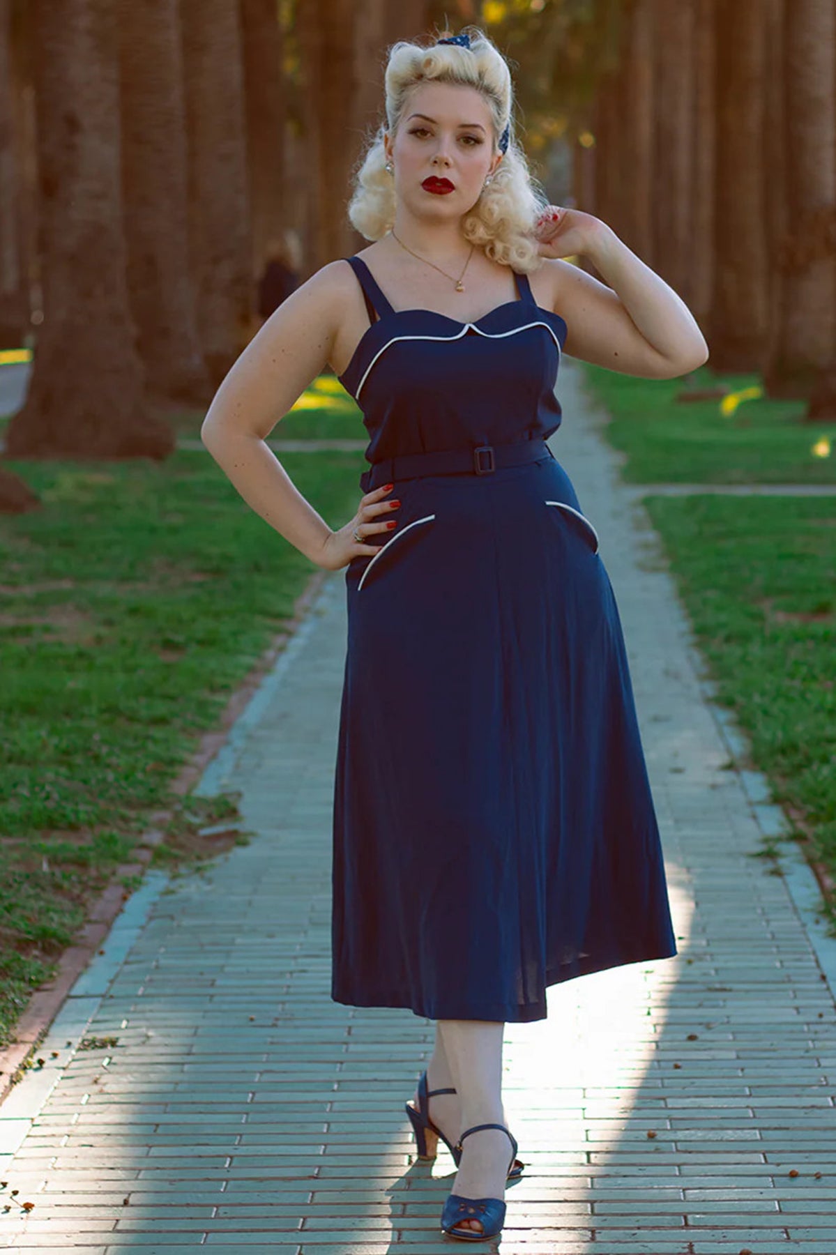 RocknRomance_LUCILLE_SWEETHEART_2-Teiler_Kleid_mit_Bolero_Traeger_Dress_Blau_killer_kirsche_3slihSTftSxL1A