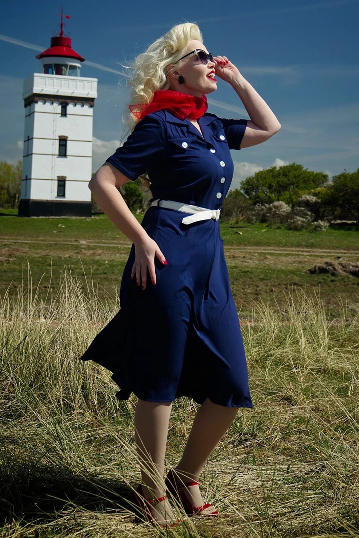 RocknRomance_POLLY_SOLID_NAVy_True_Authentic_1950s_KURZARM_A-Linie_HEMDKLEID_Dress_killer_kirsche_2