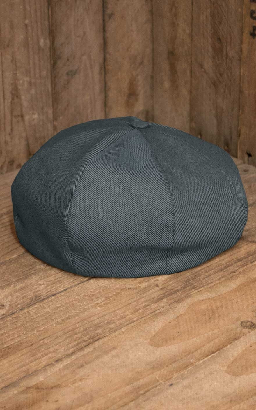 Rumble59_Slugger_Cap_Retro_NEWSBOY_CAP_Vintage_Eight_Panel_SCHIEBERMueTZE_killer_kirsche_4