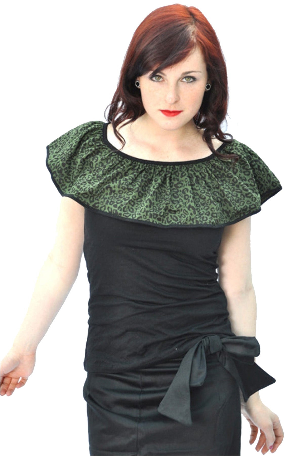 Suesses_LEOPARD_Collar_Leomuster_Carmen_SHIRT_-_Gruen_killer_kirsche