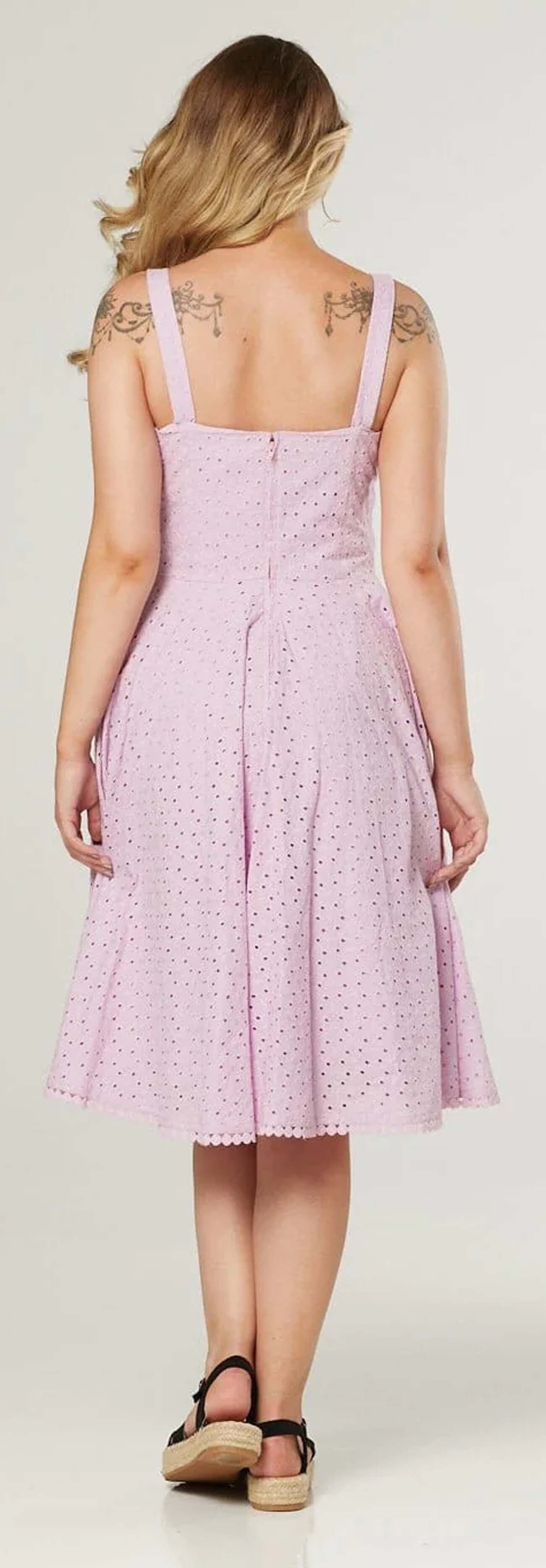 Timeless_VALERIE_BRODERIE_ANGLAIS_Traeger_50s_Lochmuster_SWING_DRESS_Kleid_-_Flieder-3wHoxSGe8517pY