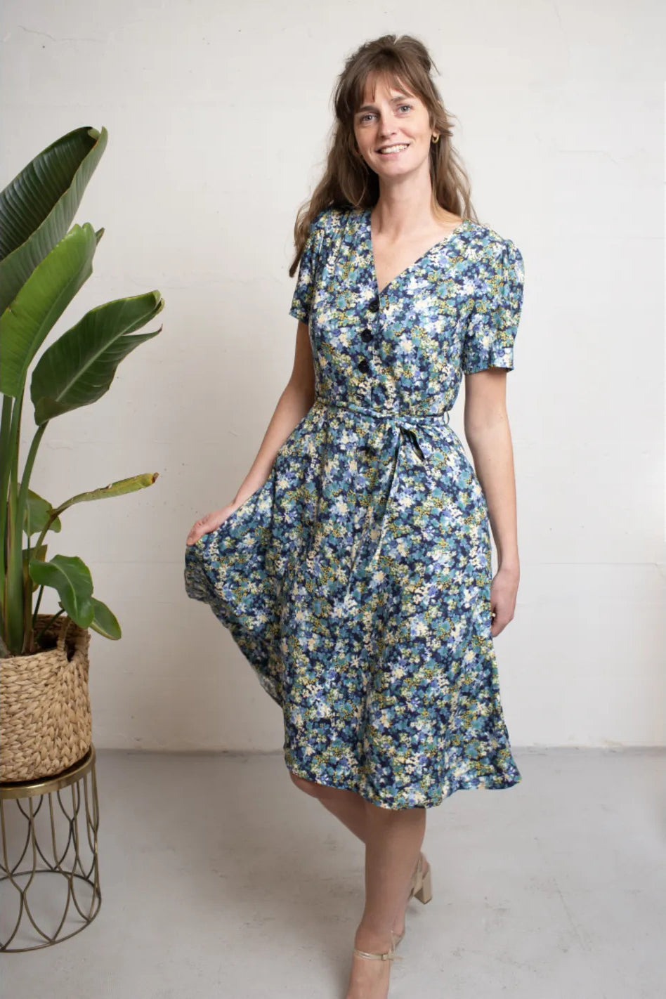 Very_Cherry_MAGNOLIA_MY_FAIR_LADY_Charm_FLORAL_50s_Kurzarm_HEMDKLEID_killer_kirsche__1