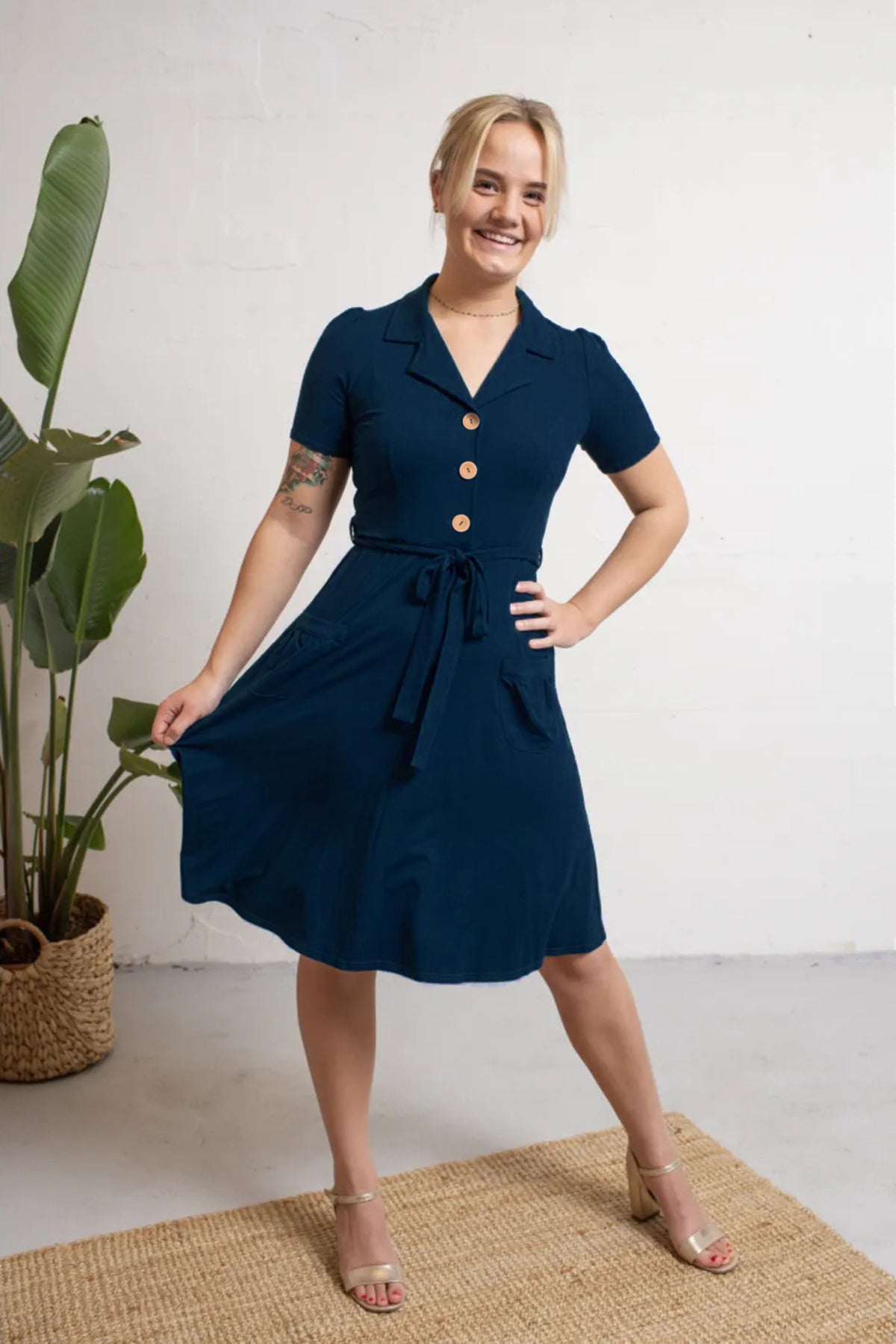 Very_Cherry_REVERS_VINTAGE_PLAIN_50s_Kurzarm_SWING_DRESS_Kleid_-_Navy_killer_kirsche_0